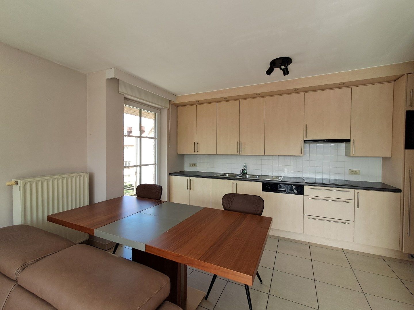 Instapklaar appartement te Beernem. foto 4