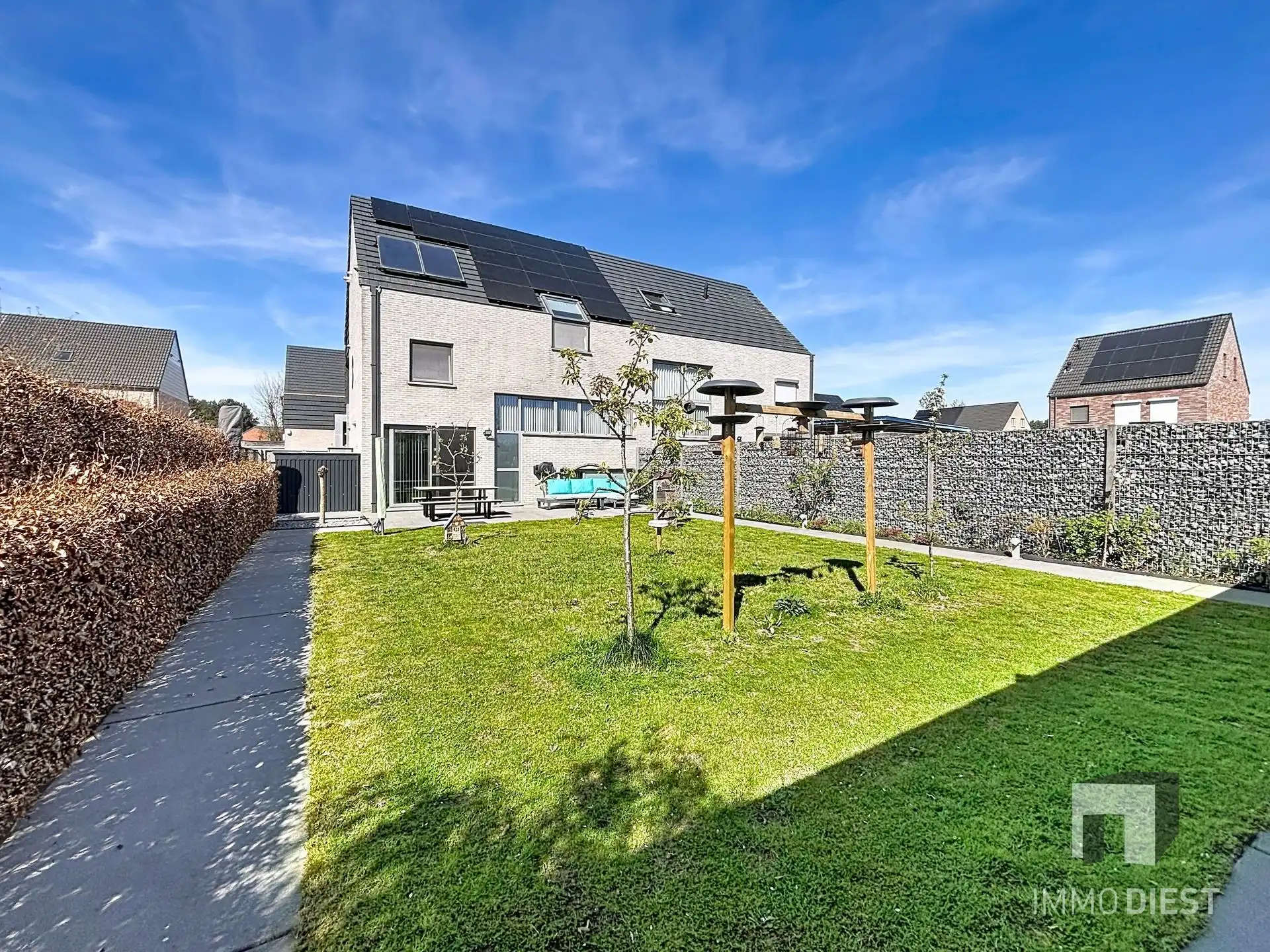 Hip wonen in alle rust: energiezuinige split-levelwoning in Zoerle-Parwijs. foto 36