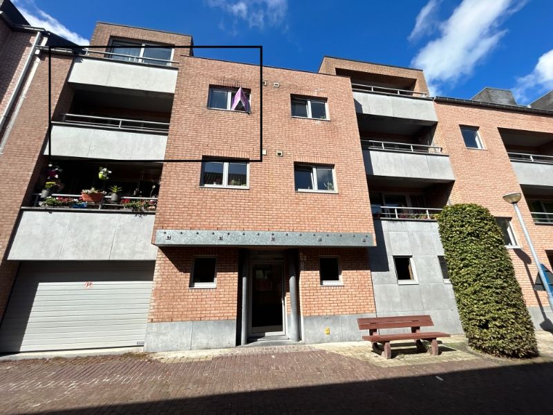 CENTRUM GEEL! 2 slpk appartement met autostpl. én zonnig terras foto {{pictureIndex}}