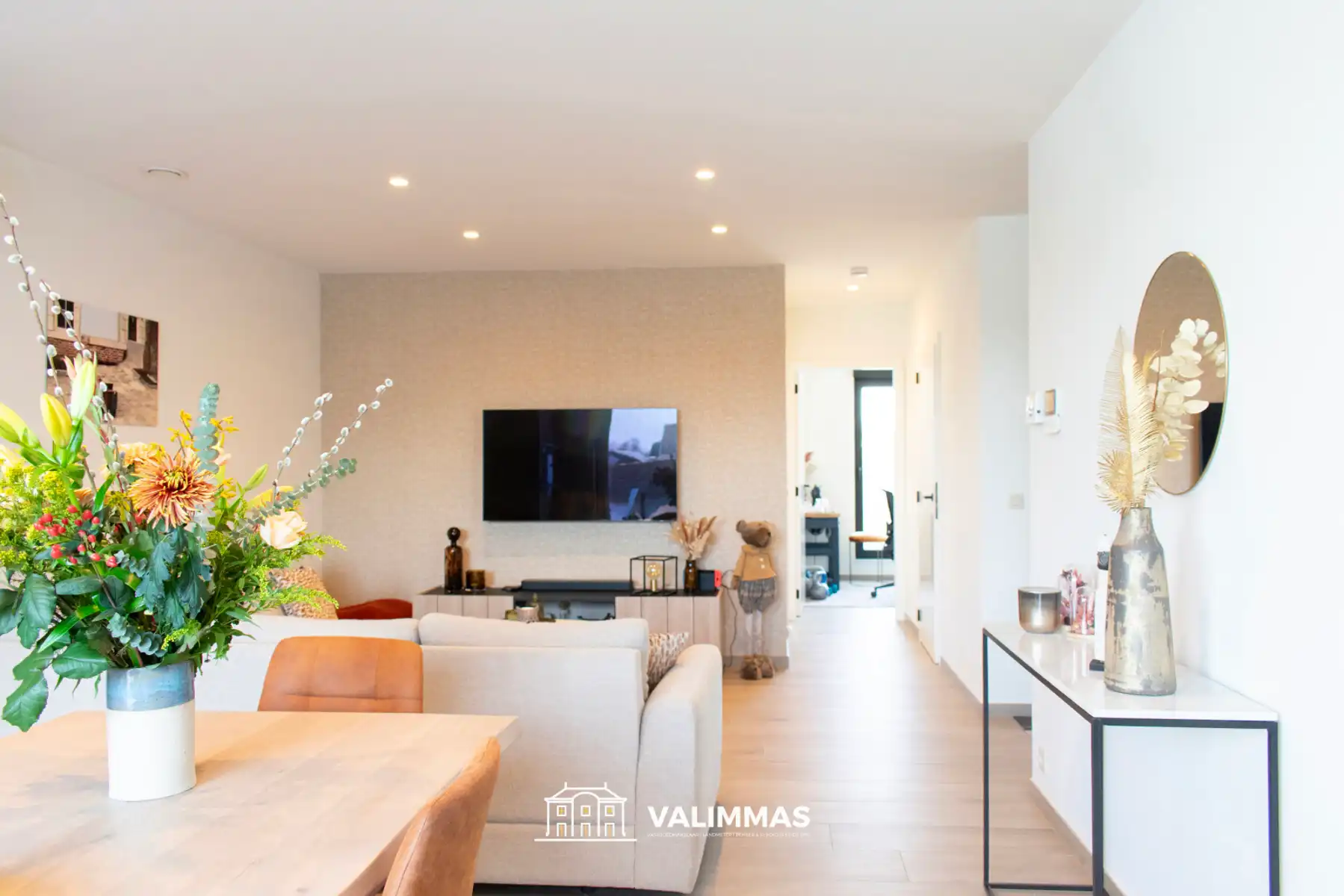 Instapklaar appartement met ruim terras, garagebox & berging foto 4