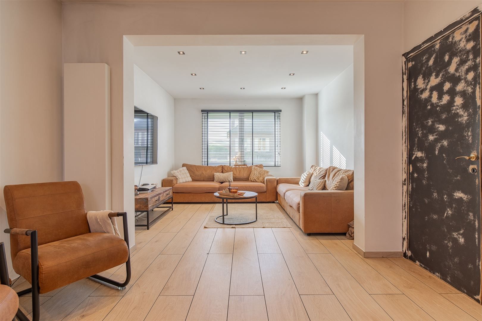 Instapklare woning met mooie tuin te Puurs/Liezele! foto 4