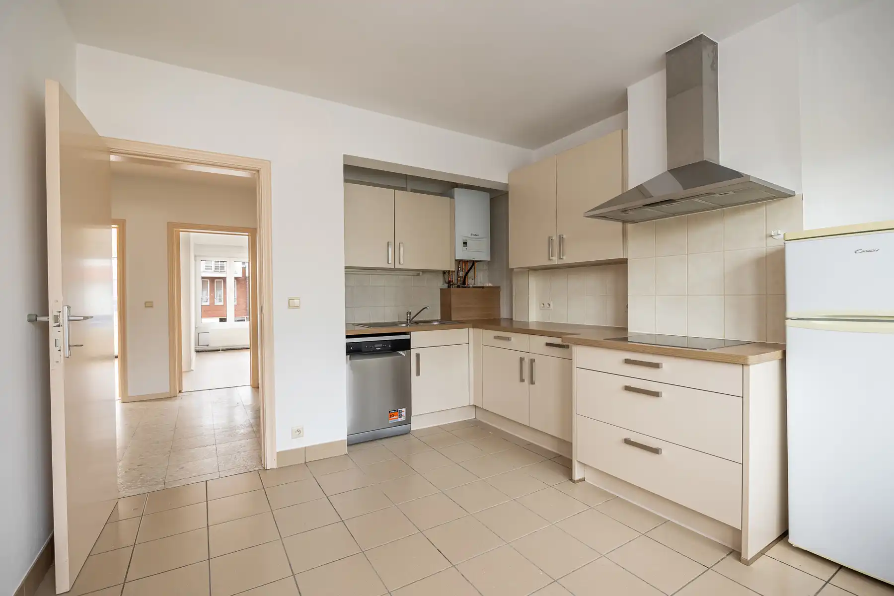 Appartement met 2 slaapkamers, terras en parkeergelegenheid foto 9