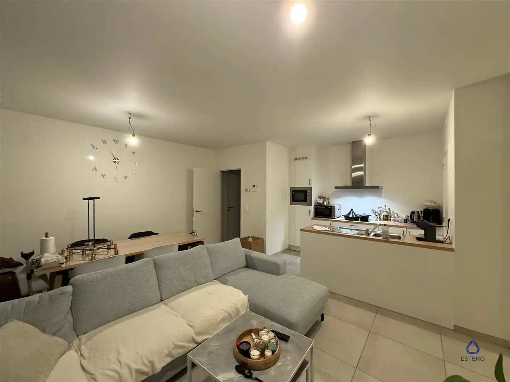 Mooi afgewerkt nieuwbouwappartement met 2 slaapkamers foto 6