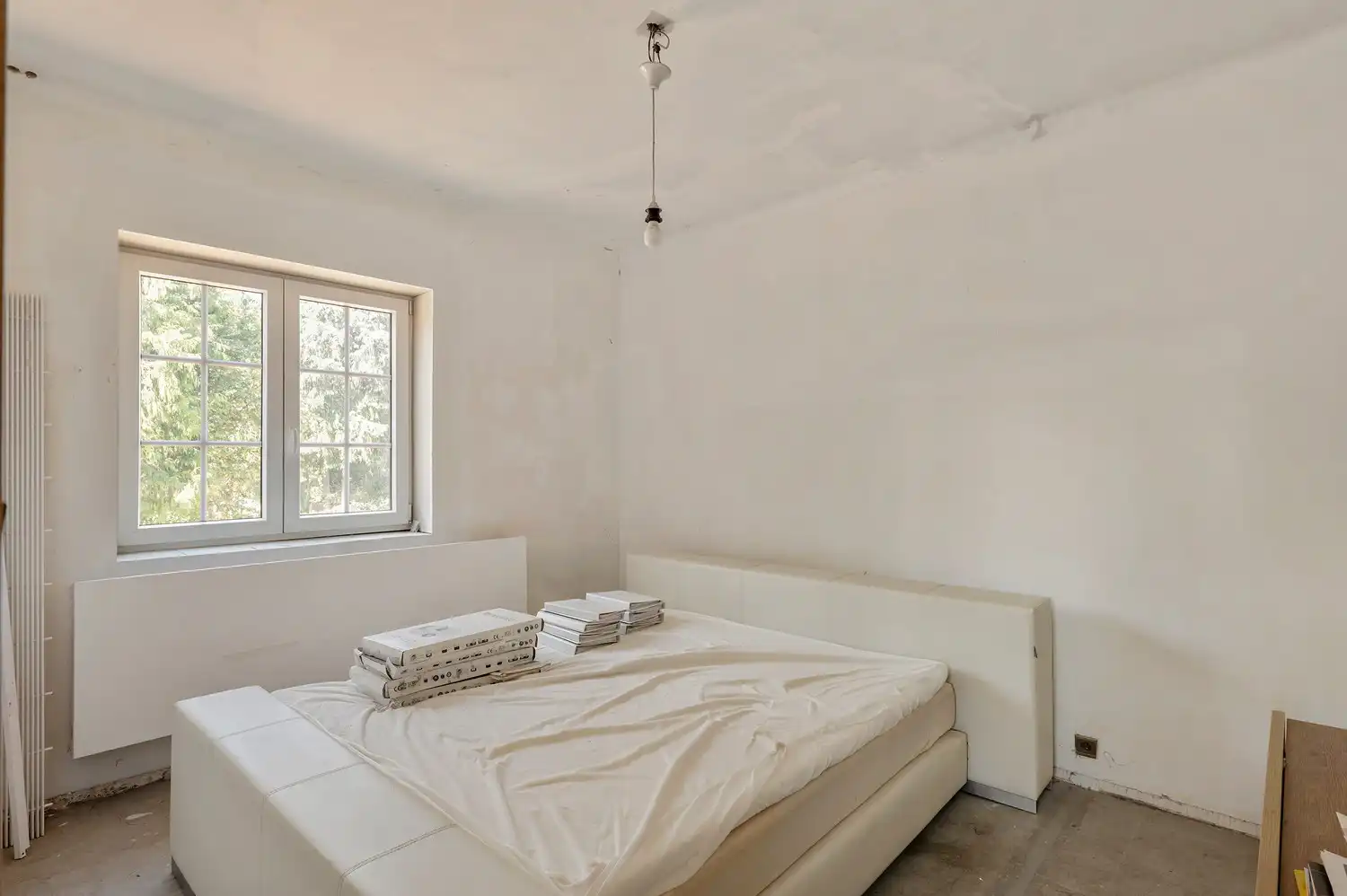 Grotendeels gerenoveerde gezinswoning op een ruim perceel van 1.084 m². foto 15