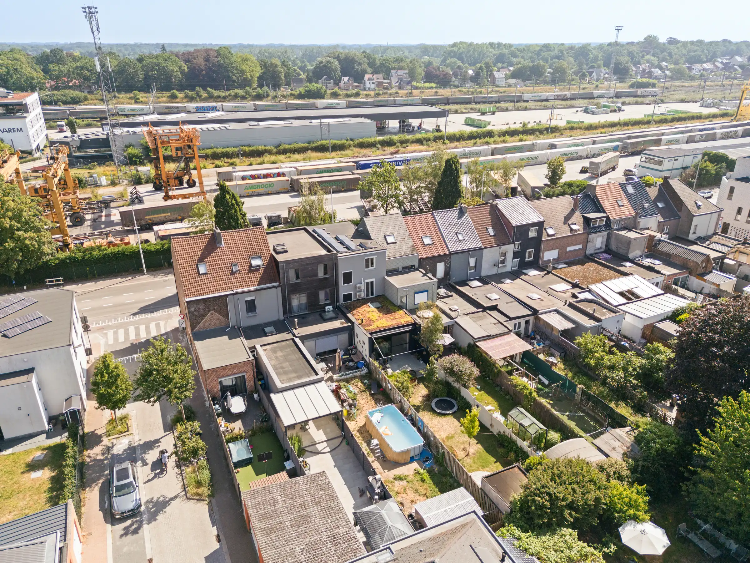 Art-decowoning met 4 slaapkamers, 2 badkmrs en zonnige tuin foto 35