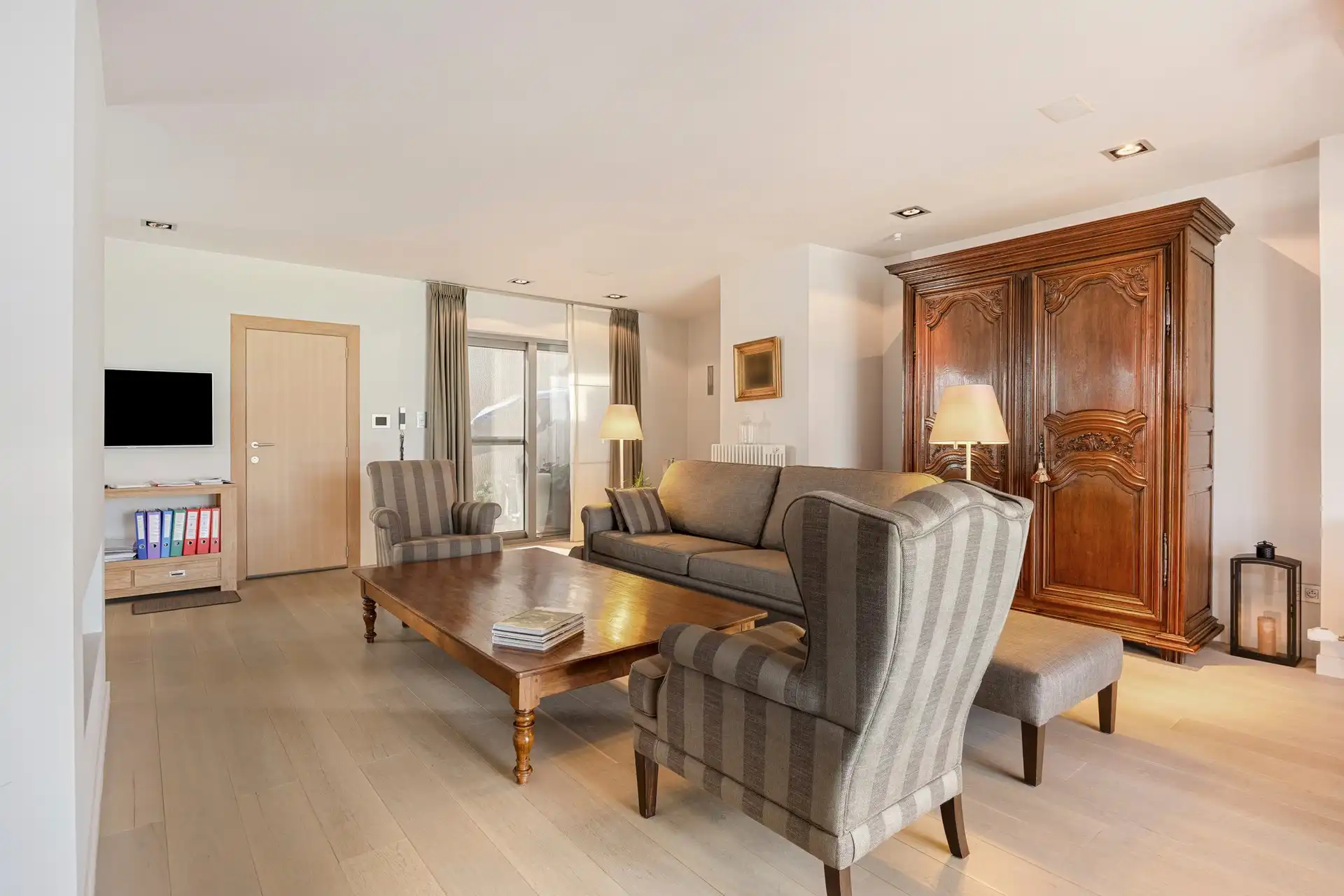 Ruim en luxueus dakappartement met uitzonderlijk dakterras van 104 m² in hartje Hasselt foto 3