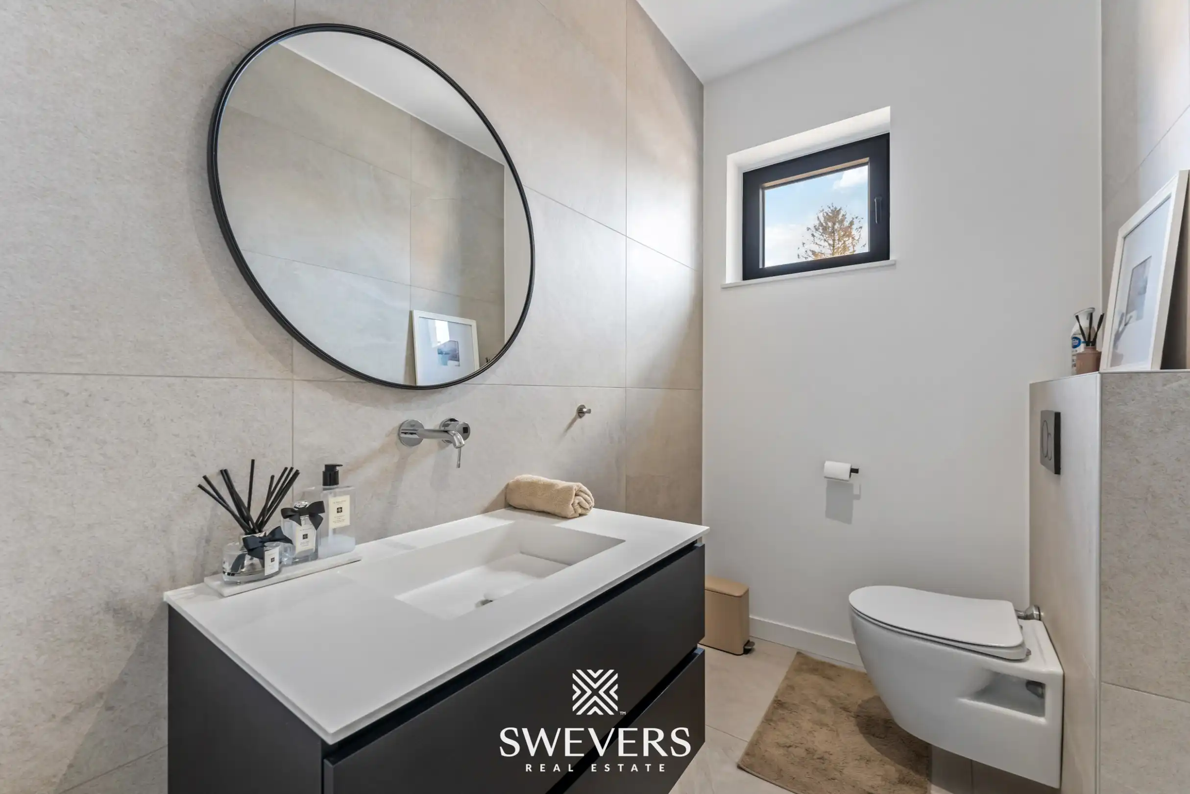 Imposante BEN-villa met luxe-afwerking foto 17