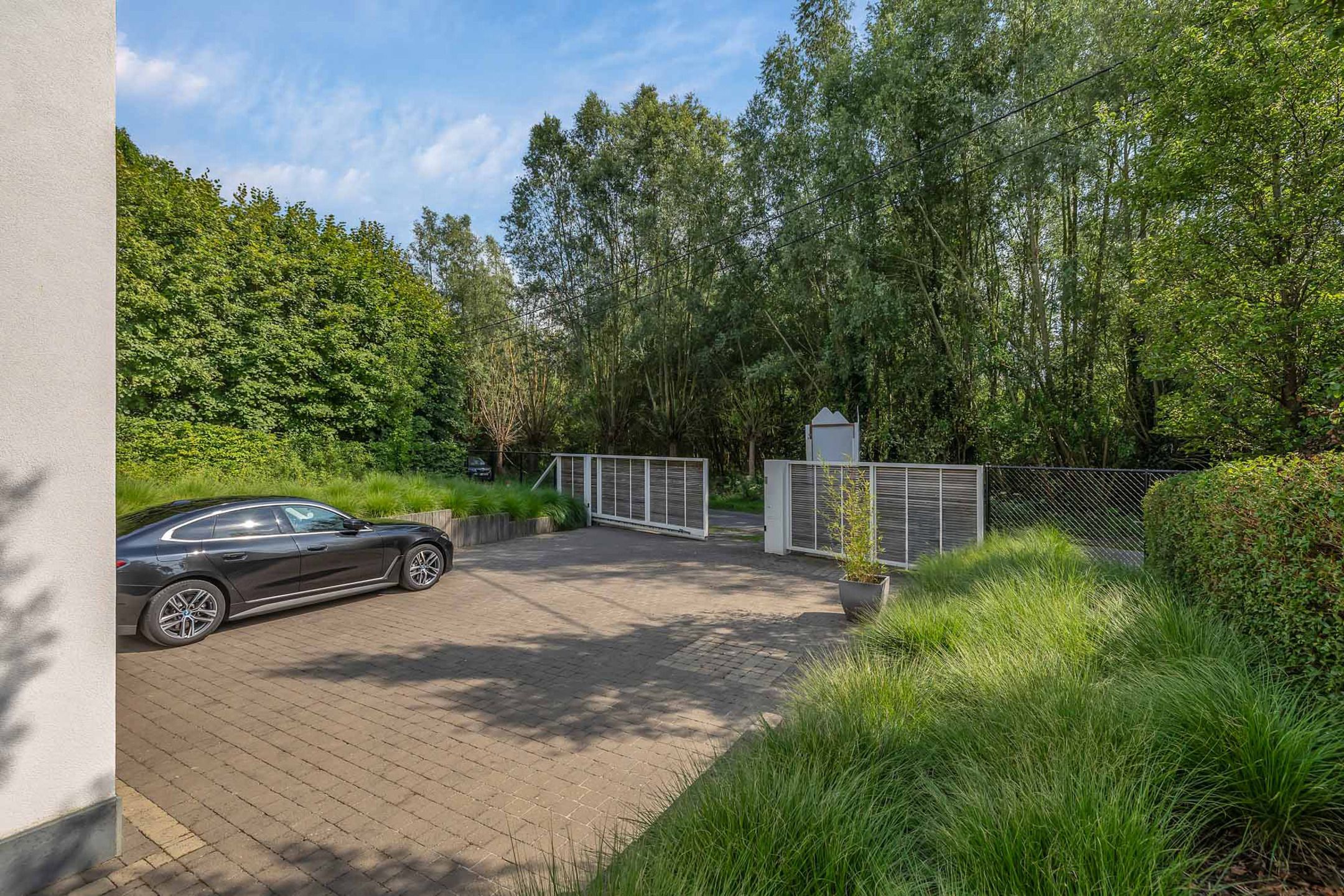 Exclusief gerenoveerde villa te koop in Idegem  foto 34