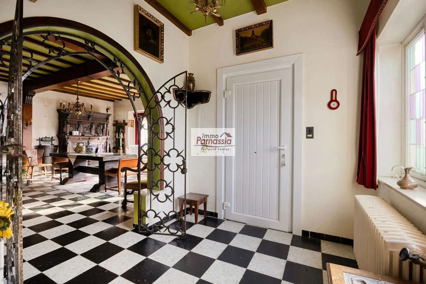 Gebouw te koop foto 8