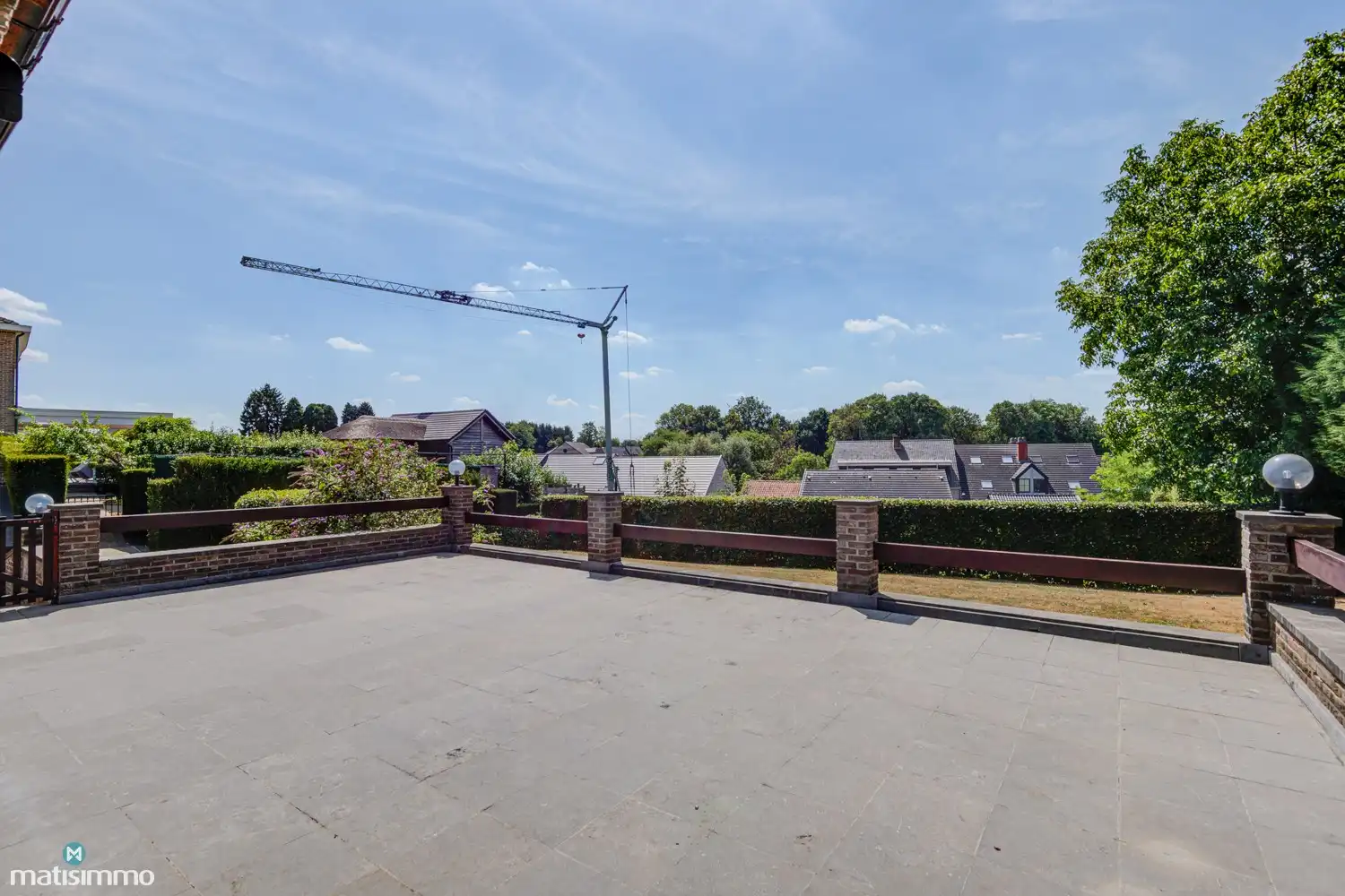 ZEER RUIME GEZINSWONING MET 4 SLAAPKAMERS, GARAGE EN TUIN TE BILZEN foto 33