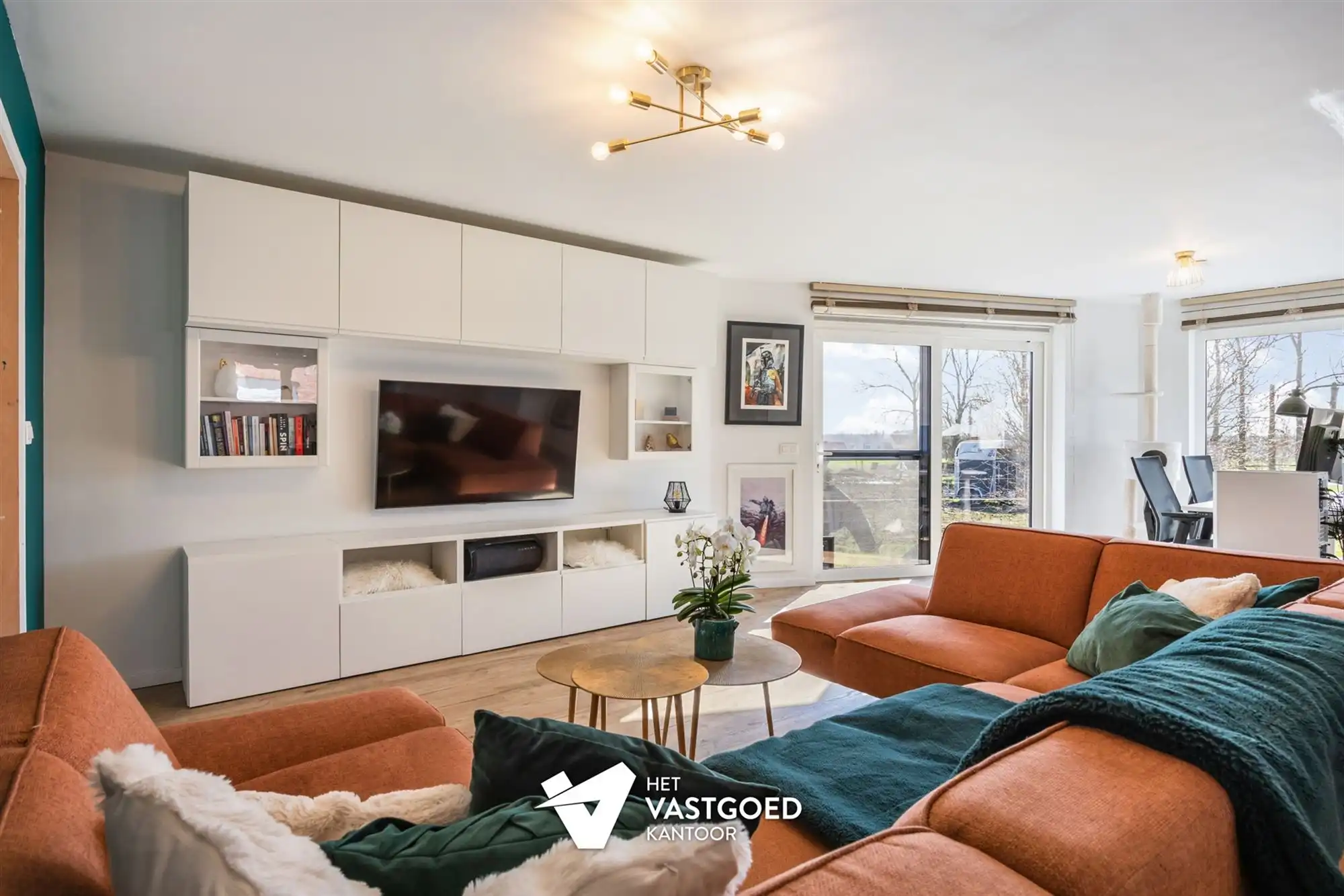 HEEL KNUSSE GELIJKVLOERSE WONING MET 3 SLAAPKAMERS EN ZUIDGERICHTE TUIN TE BUDINGEN foto 4