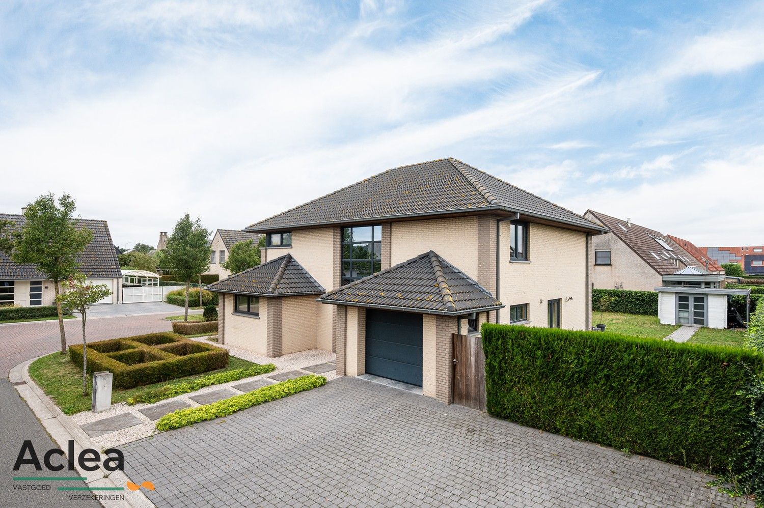 Moderne alleenstaande woning op een ruim perceel foto 31