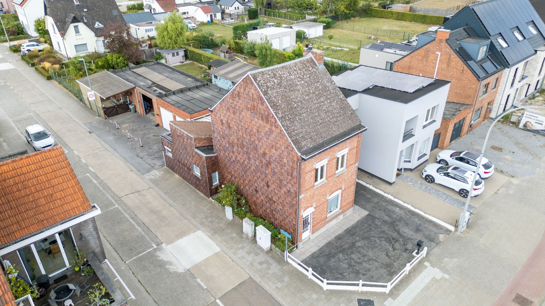WILSELE - te renoveren HOB met grote loods foto 2
