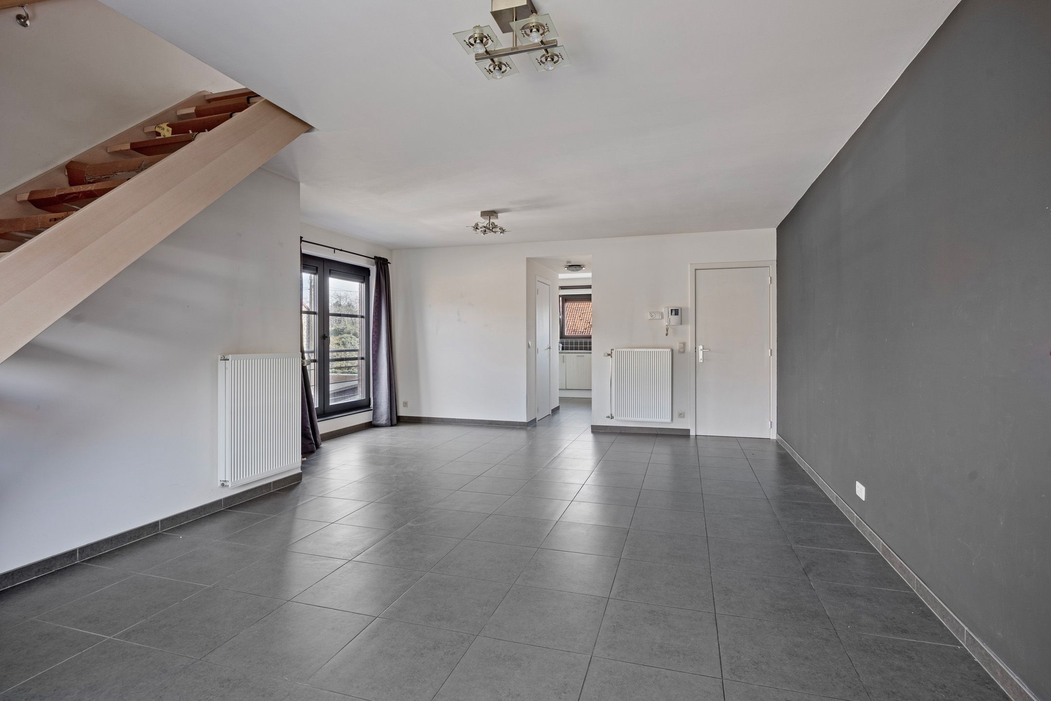 Lichtrijke, instapklare duplex met 2 slpks met ruim terras foto 7