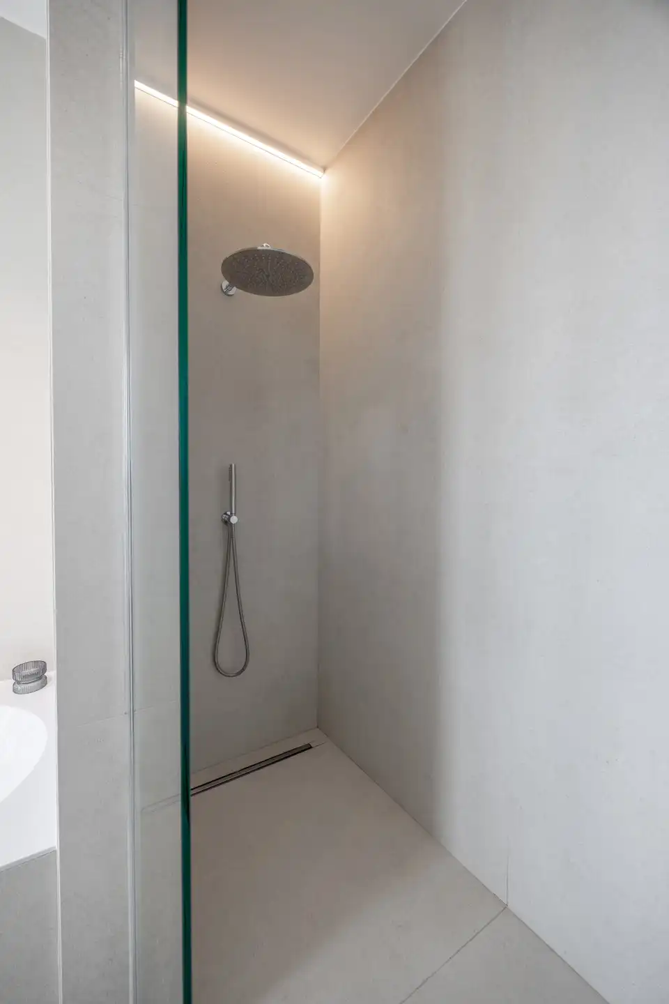 Stijlvol penthouse met panoramisch zicht op stad en haven foto 22