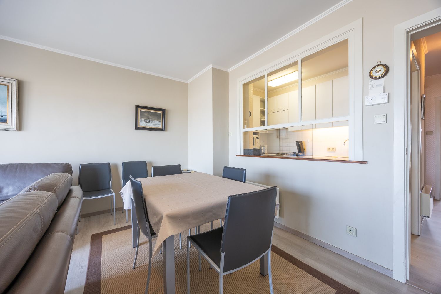 Instapklaar appartement met frontaal zeezicht te koop in Middelkerke foto 6