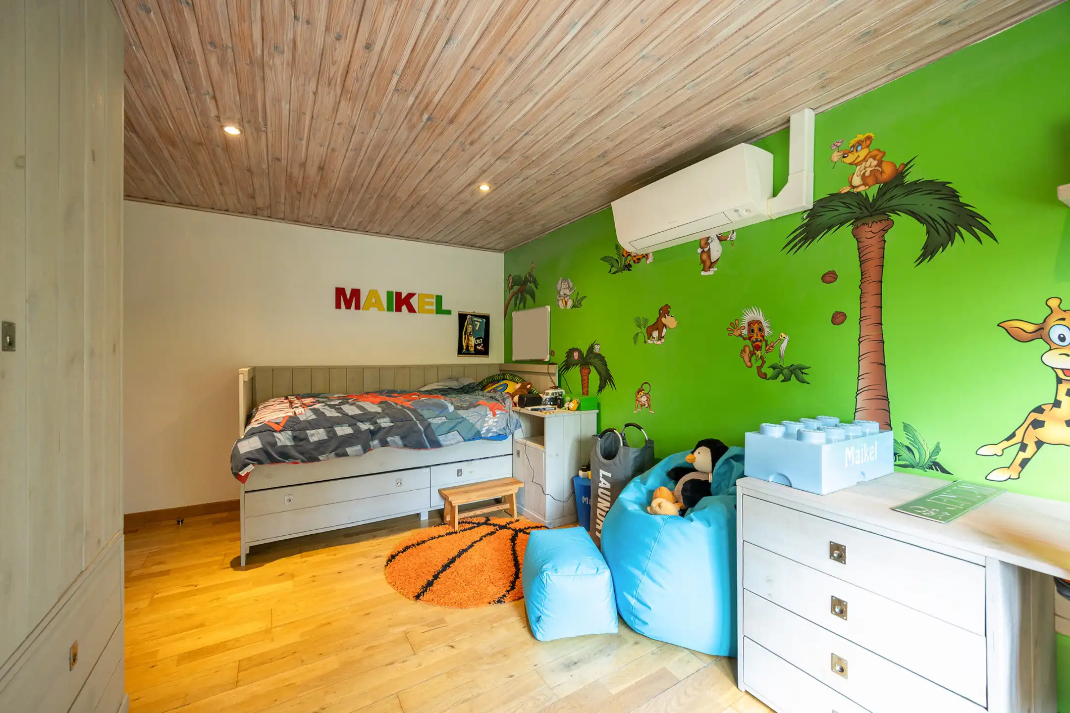 Instapklare 4slpk-woning op rustige locatie te Vosselaar. foto 14