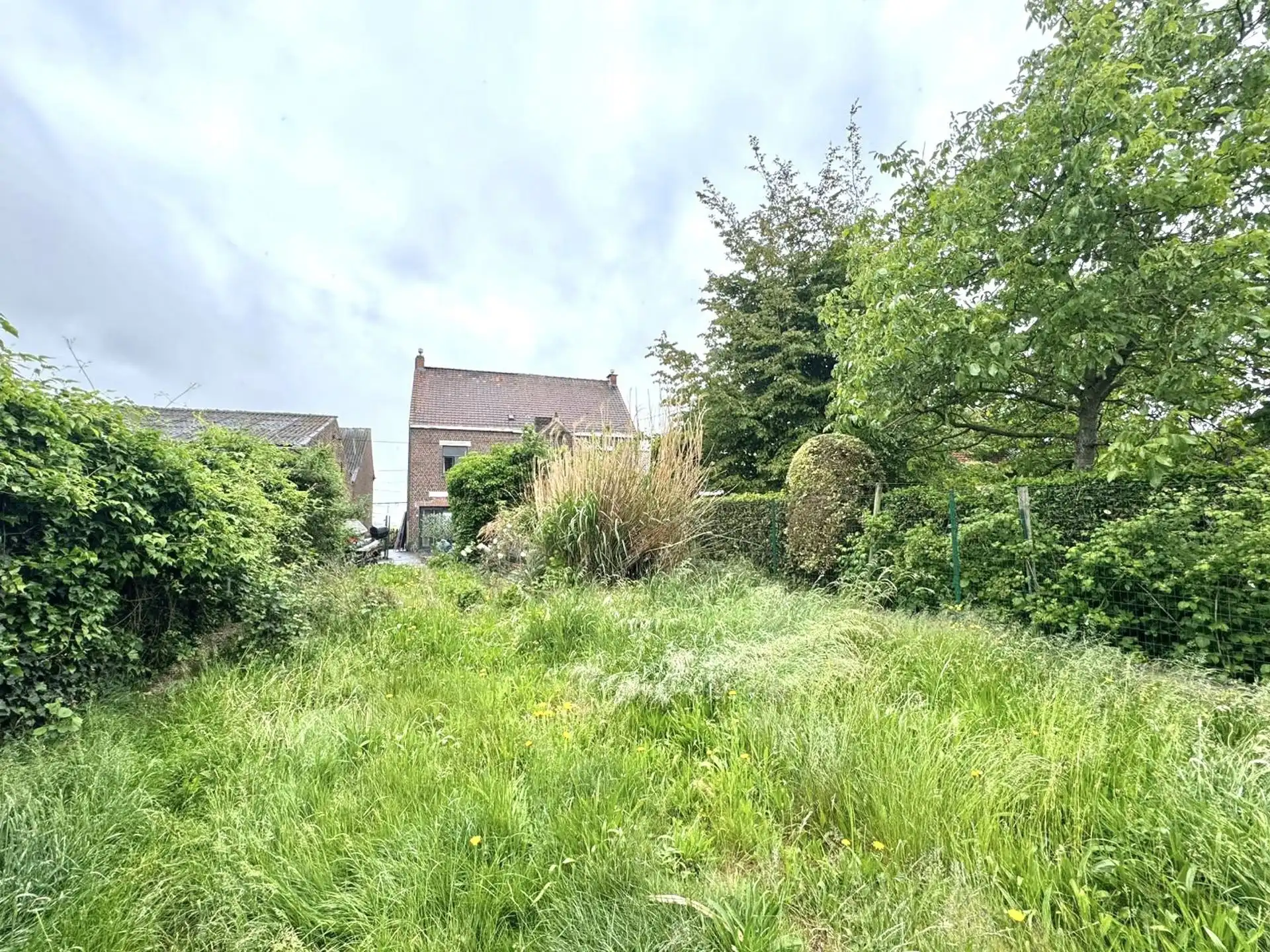 Te renoveren ruime woning met 3 SLK en TUIN foto 19