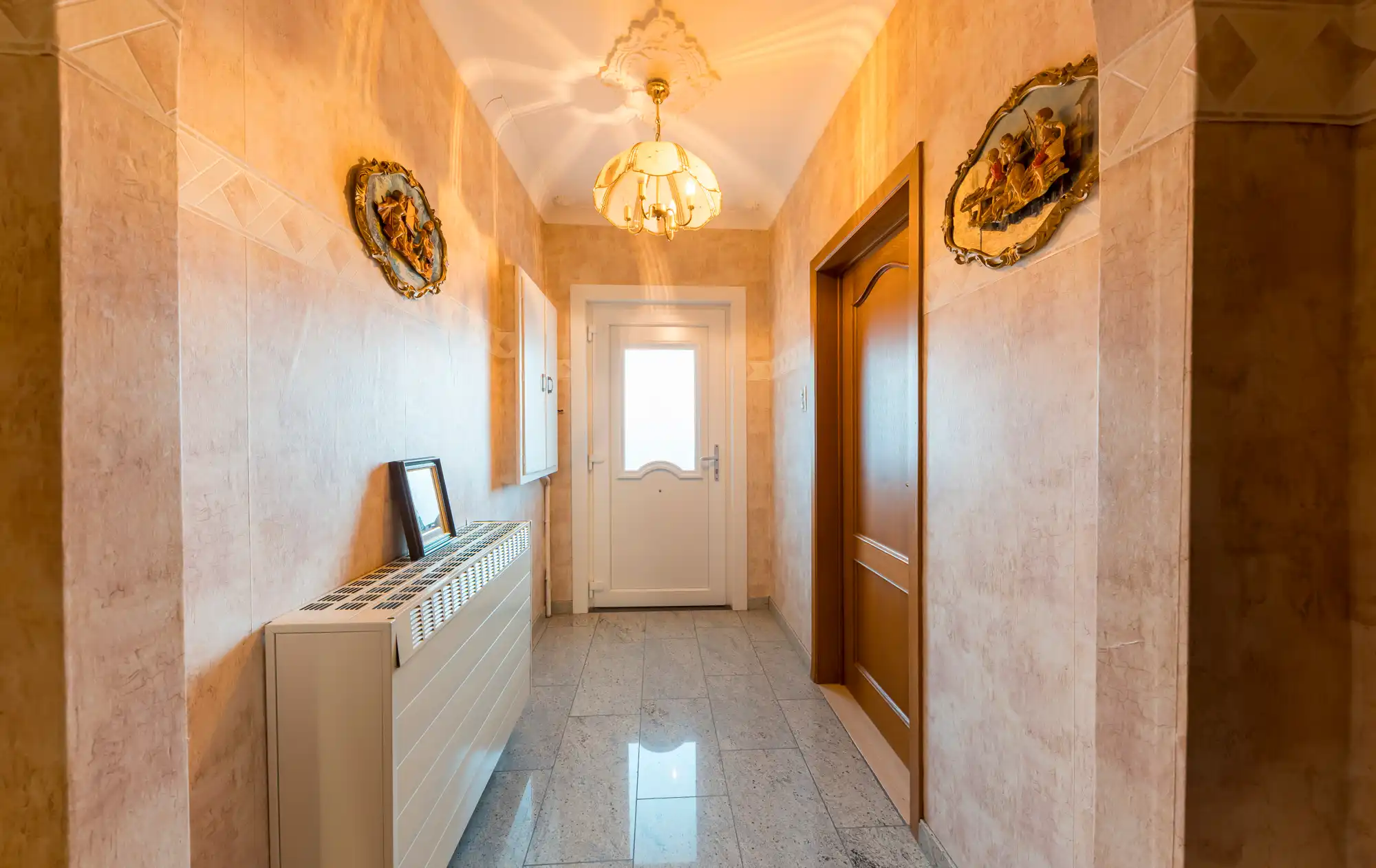 TE KOOP: Renovatiewoning met 5 slk en/of beroep aan huis op toplocatie in Gruitrode foto 3