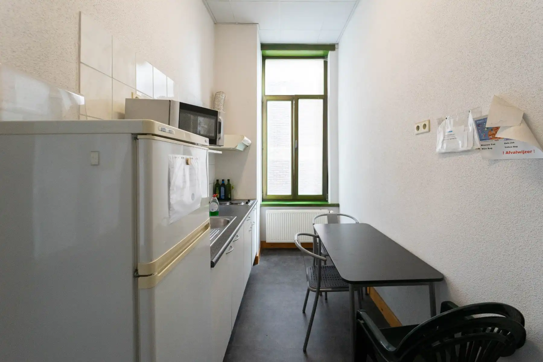 Studentenkamer te huur op de Nederkouter! foto 8