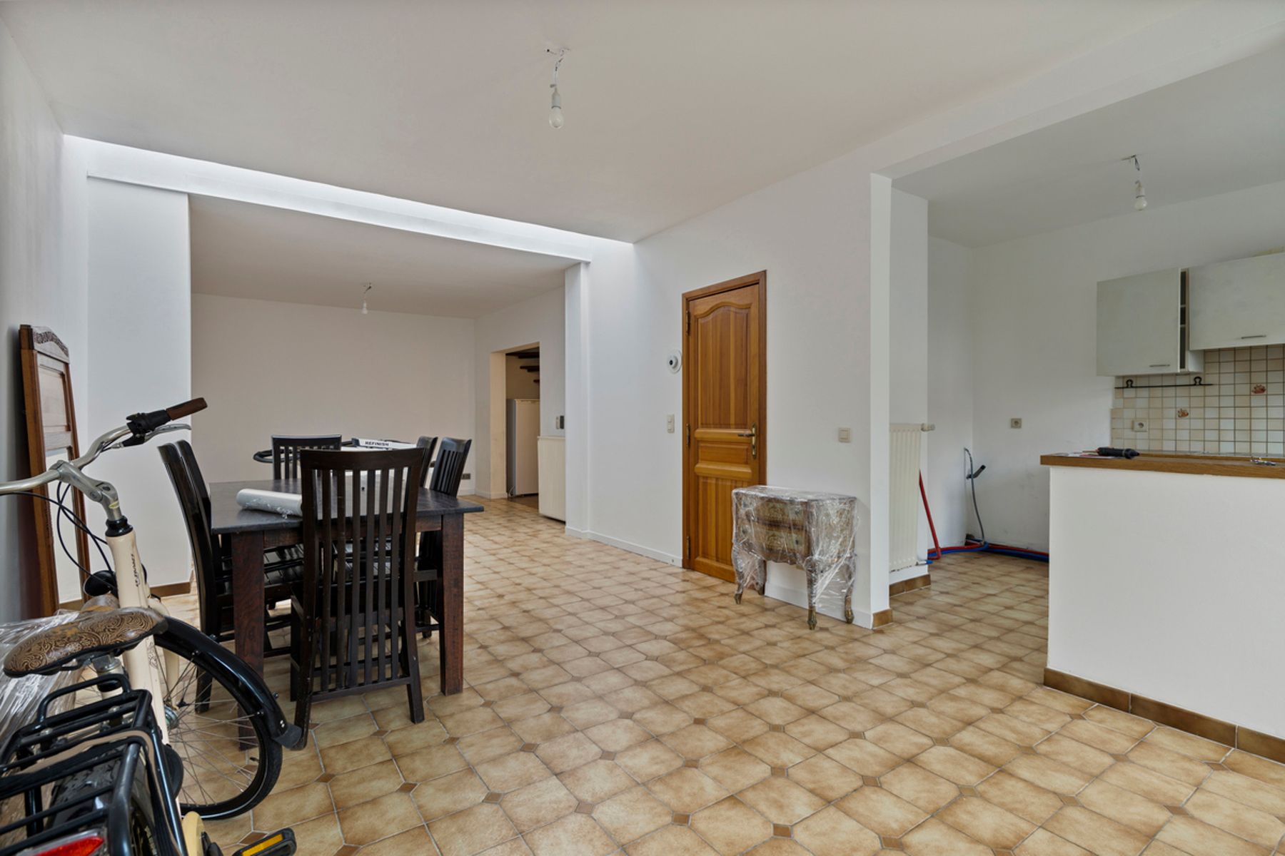 Goed gelegen woning met 2 slaapkamers en terras foto 5