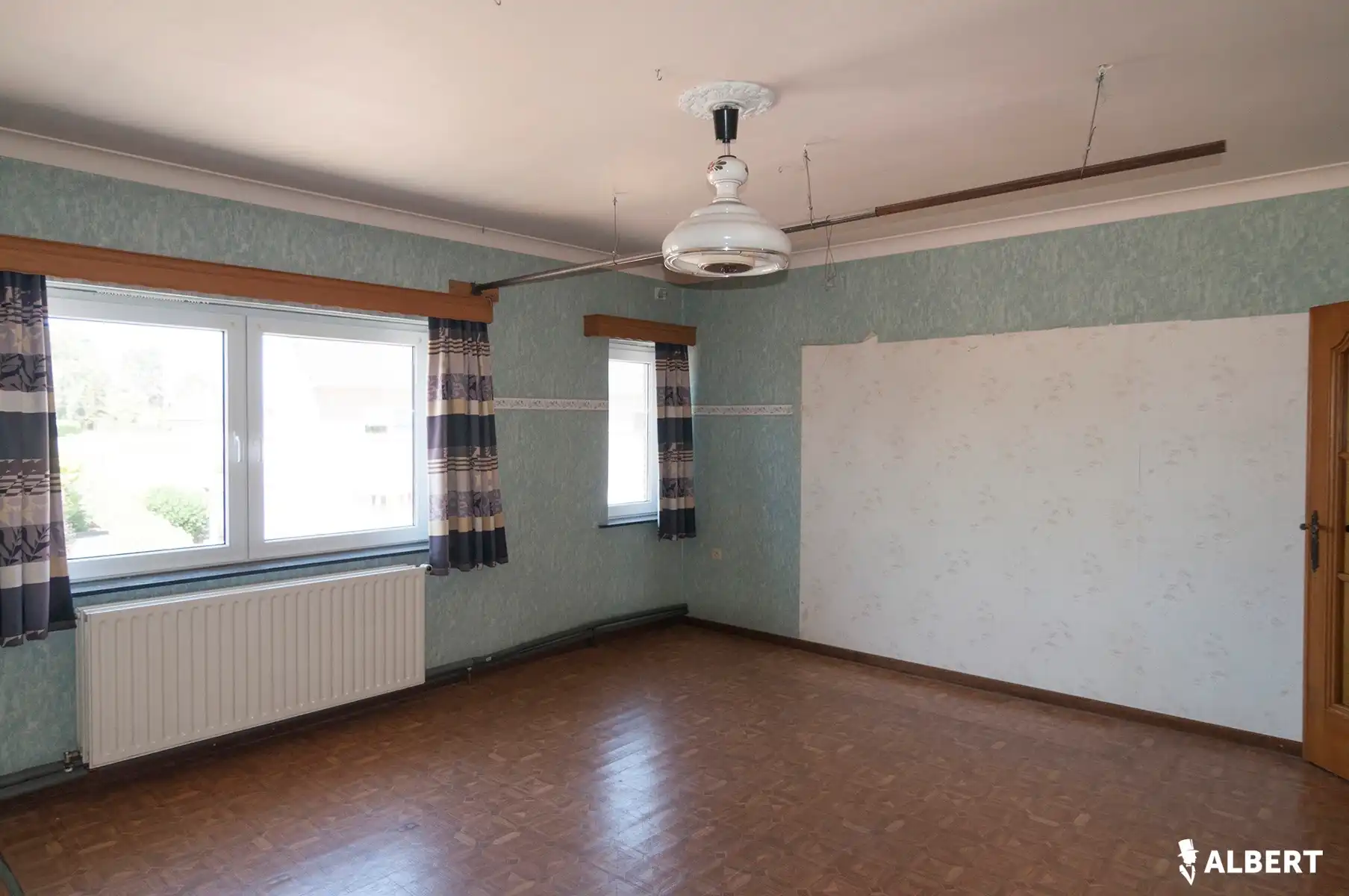 Leuke halfopen gezinswoning met potentieel op topligging! foto 12