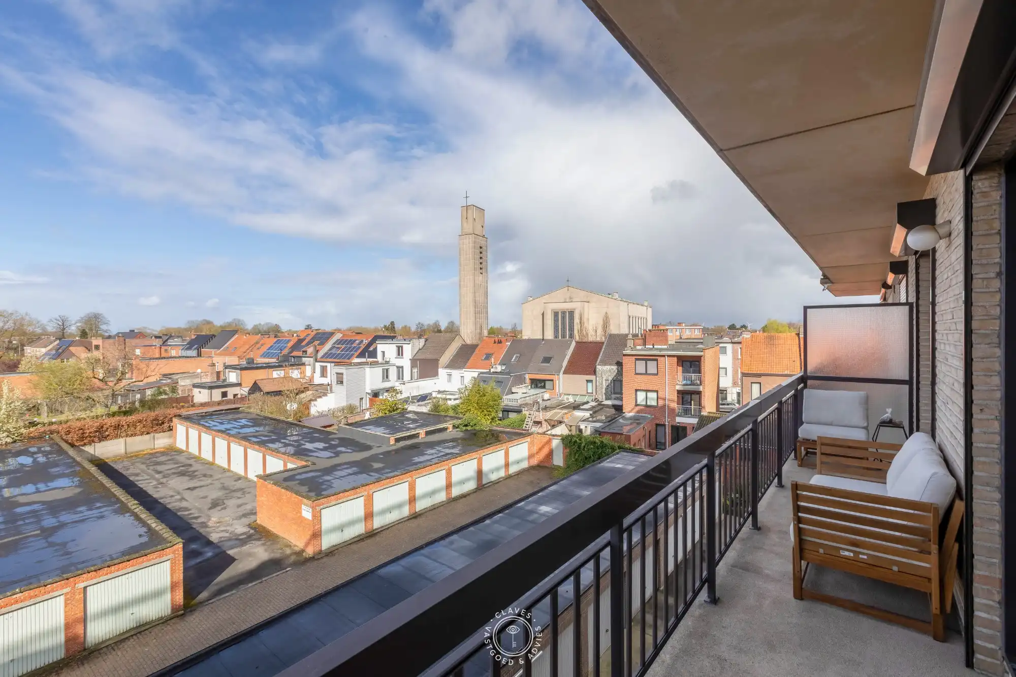 Gezellig 2 slaapkamer appartement met garagebox foto 13