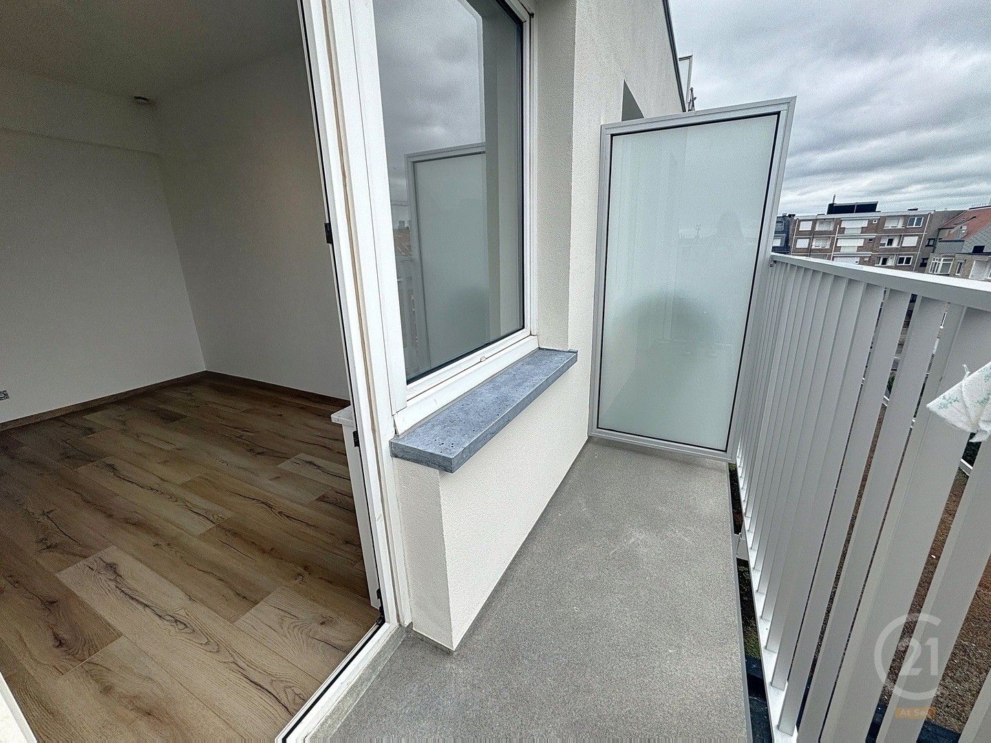 Instapklaar gerenoveerd appartement op toplocatie in Westende-Bad foto 11