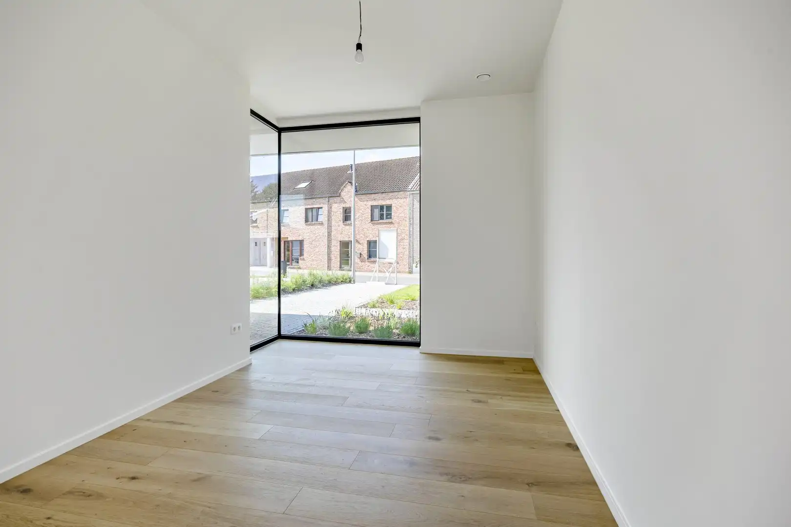 Moderne nieuwbouwwoning met hoogwaardige afwerking in Sint-Truiden (Wilderen).  Aankoop aan 6% btw mogelijk onder voorwaarden. foto 6