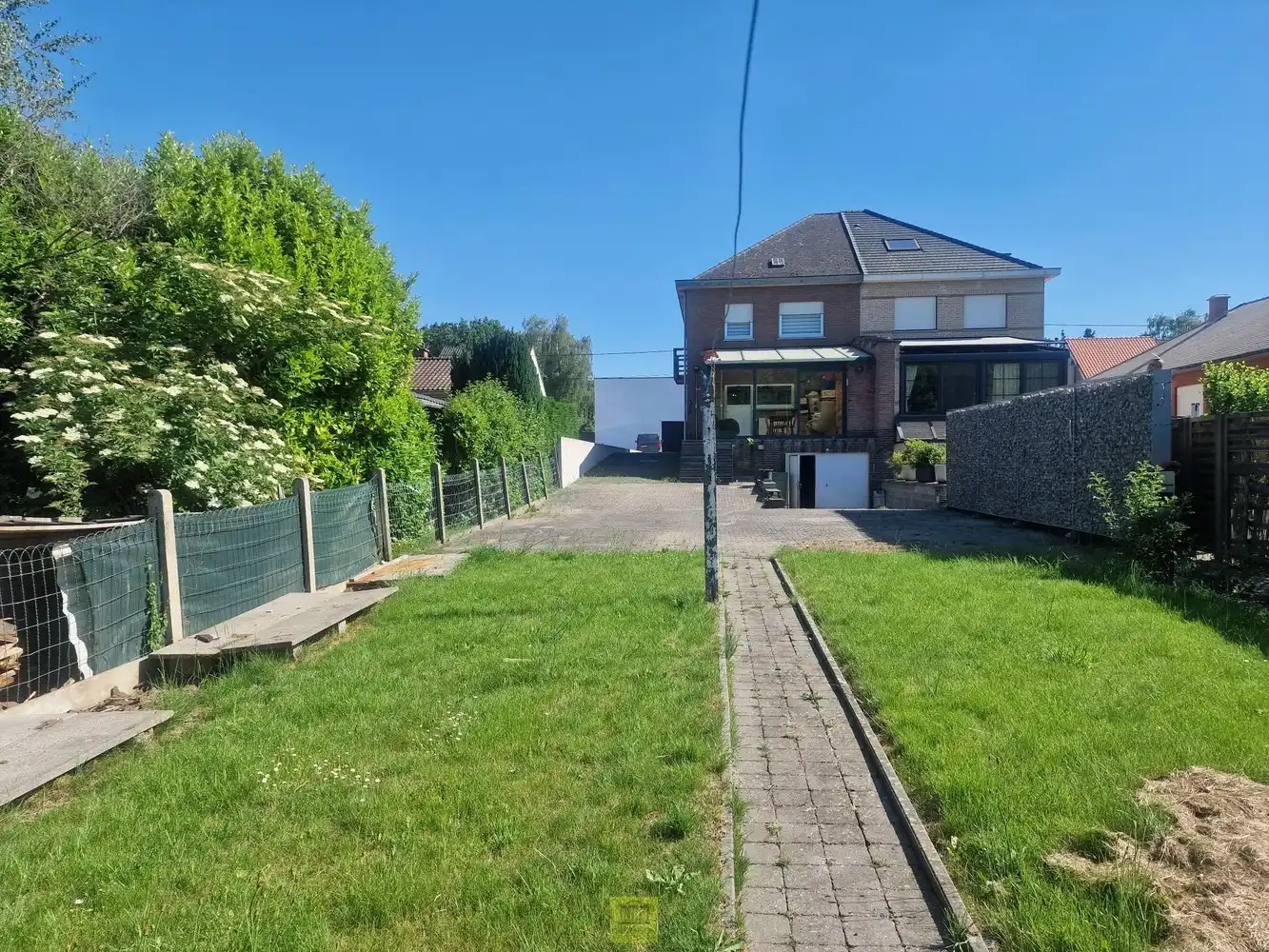 Gezinswoning met uitbreidingsmogelijkheden en uitstekende bereikbaarheid foto 21