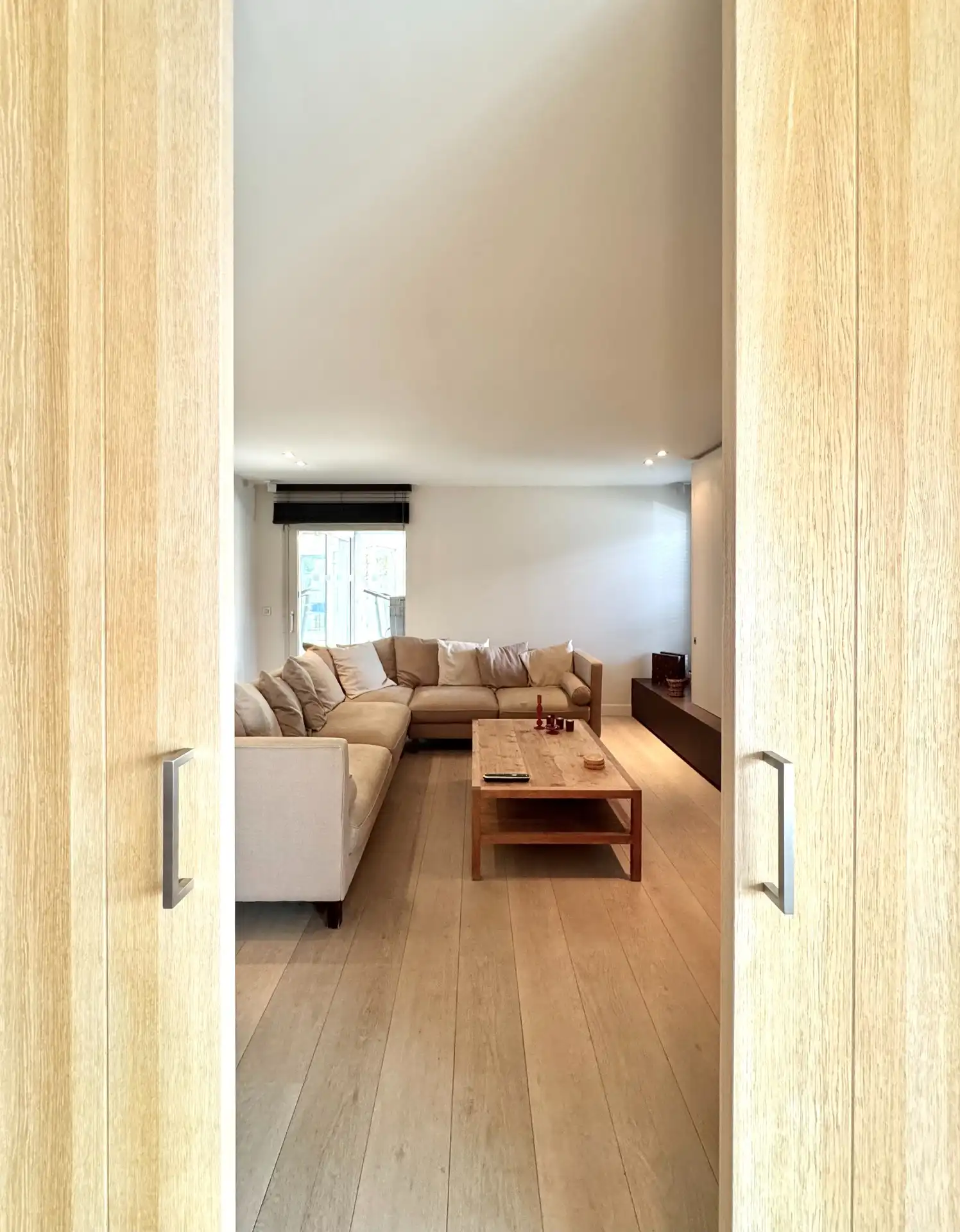 RUIME TIJDLOZE VILLA | 2.800 M² foto 12