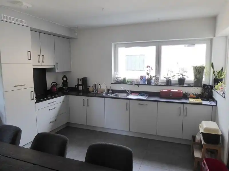Appartement met 2 slaapkamers te Overpelt centrum foto 4