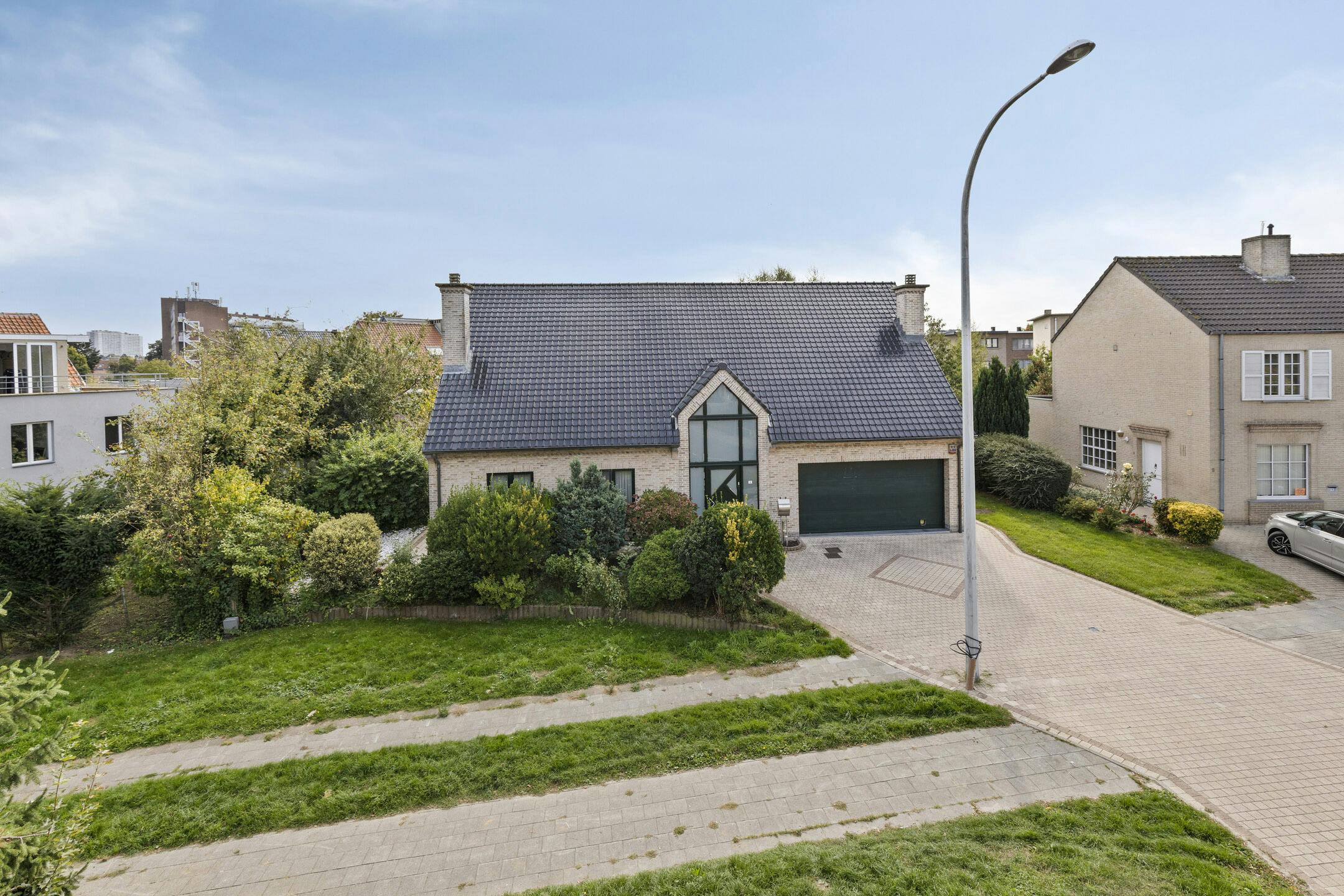 Viergevelwoning op 5a19ca op wandelafstand van het centrum van Strombeek foto 3
