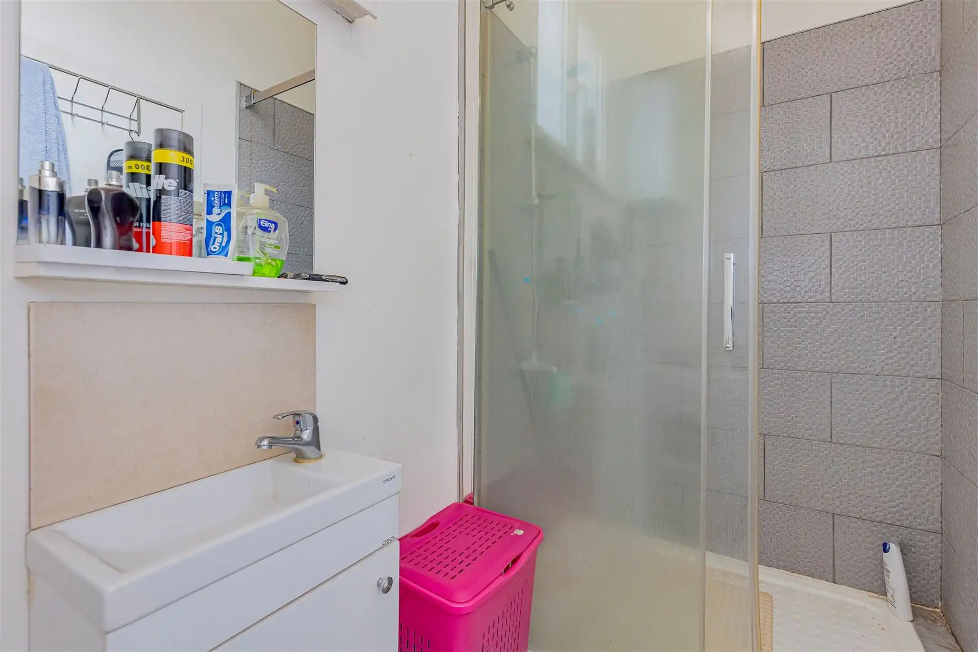 Woning opgedeeld in 4 verhuurde appartementen foto 14