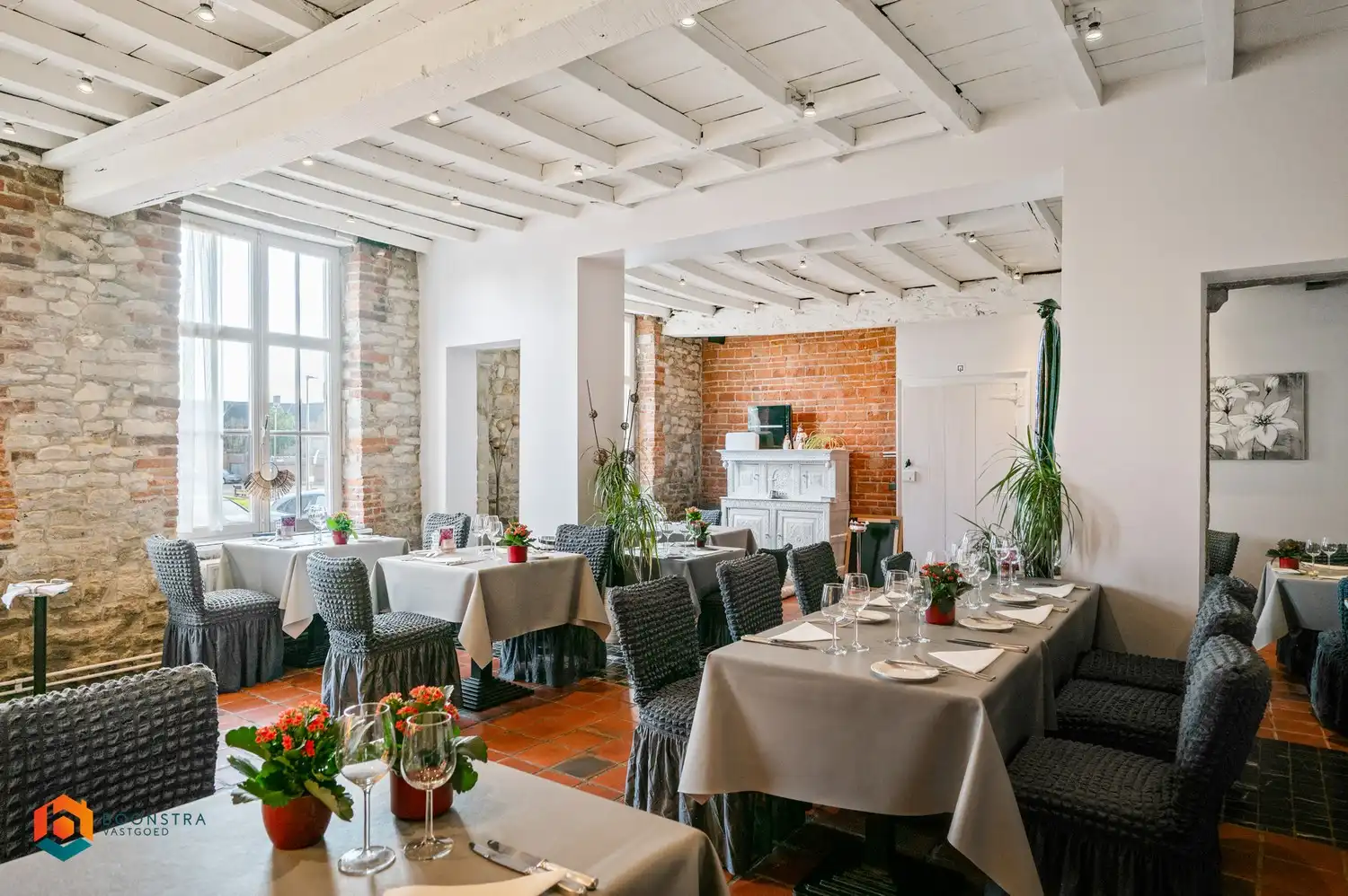 Handelspand met bovengelegen woonst op toplocatie te Erps-Kwerps foto 7