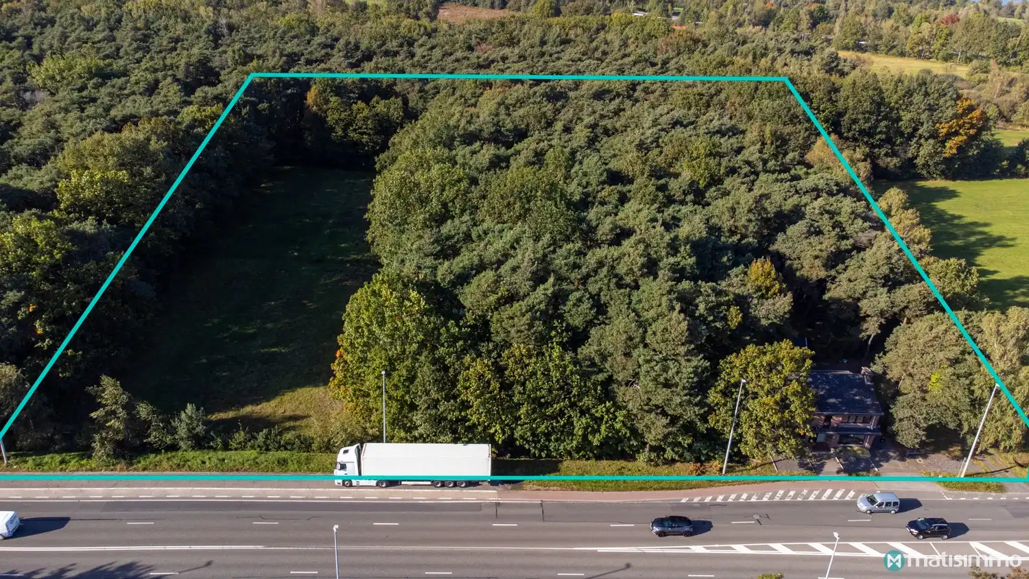 ZEER RUIME&nbsp;TE RENOVEREN&nbsp;GEZINSWONING MET 4 SLAAPKAMERS EN BIJGEBOUW VAN +- 100 M2&nbsp;OP PERCEEL VAN 1HA 29A 93CA IN DIEPENBEEK foto 47