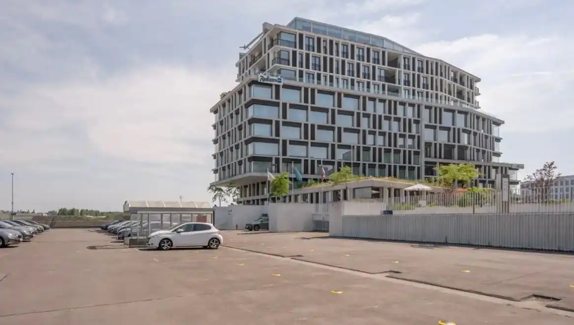 Prachtig appartement (117 m²) met 2 slpk en mooi terras, (+ autostaanplaats), Brugge foto 21