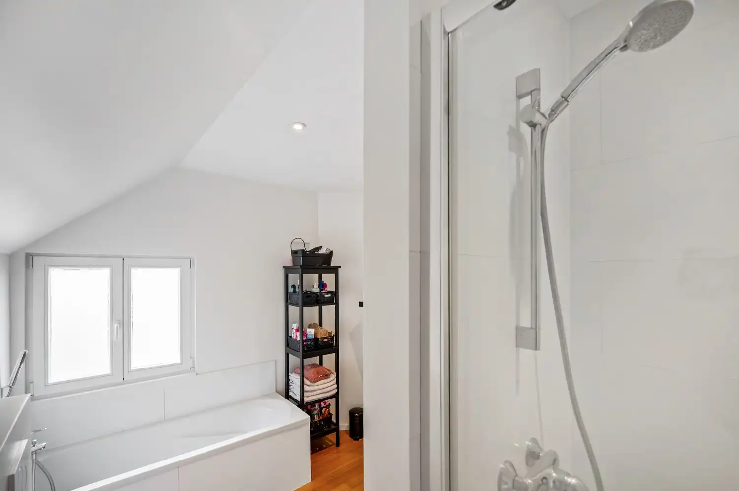 Gerenoveerde woning met 3 slpkrs en tuin nabij centrum Lier foto 9