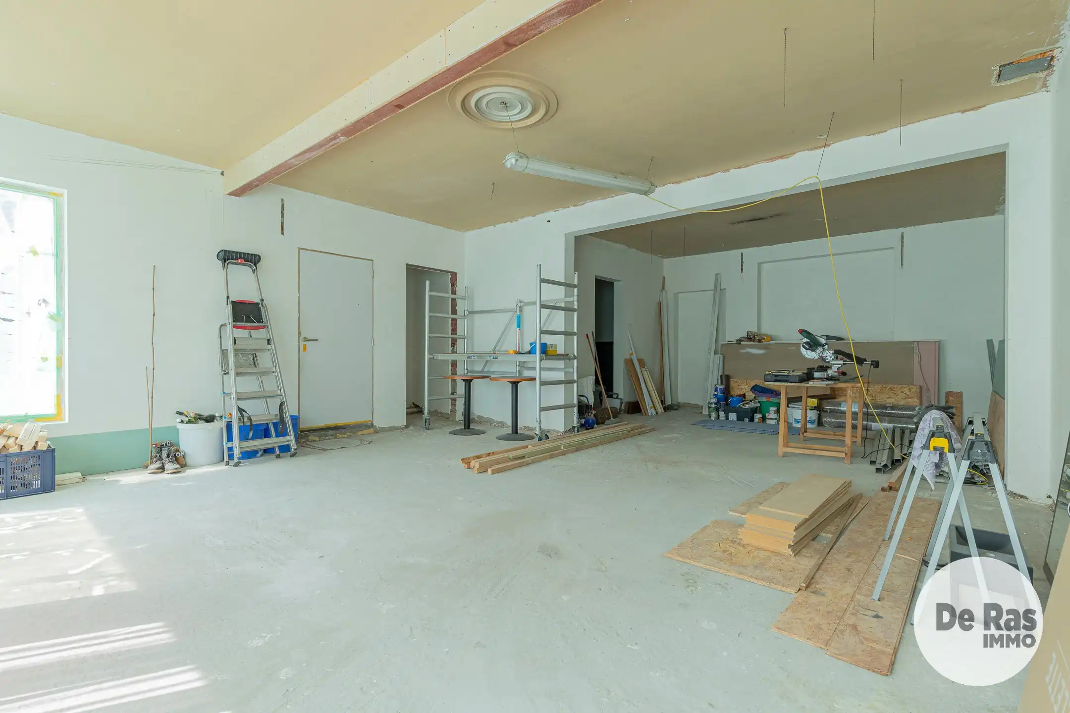 ERPE-MERE Veelzijdige woning met handelsruimte op topligging foto 13