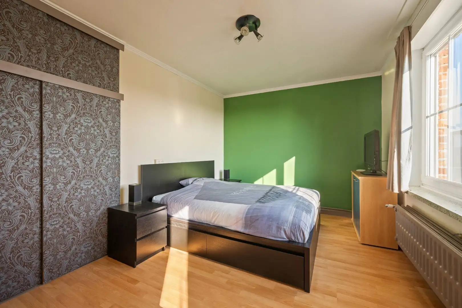 Instapklare halfopen woning met 3 slaapkamers, garage, tuin en mancave in Mesen foto 15