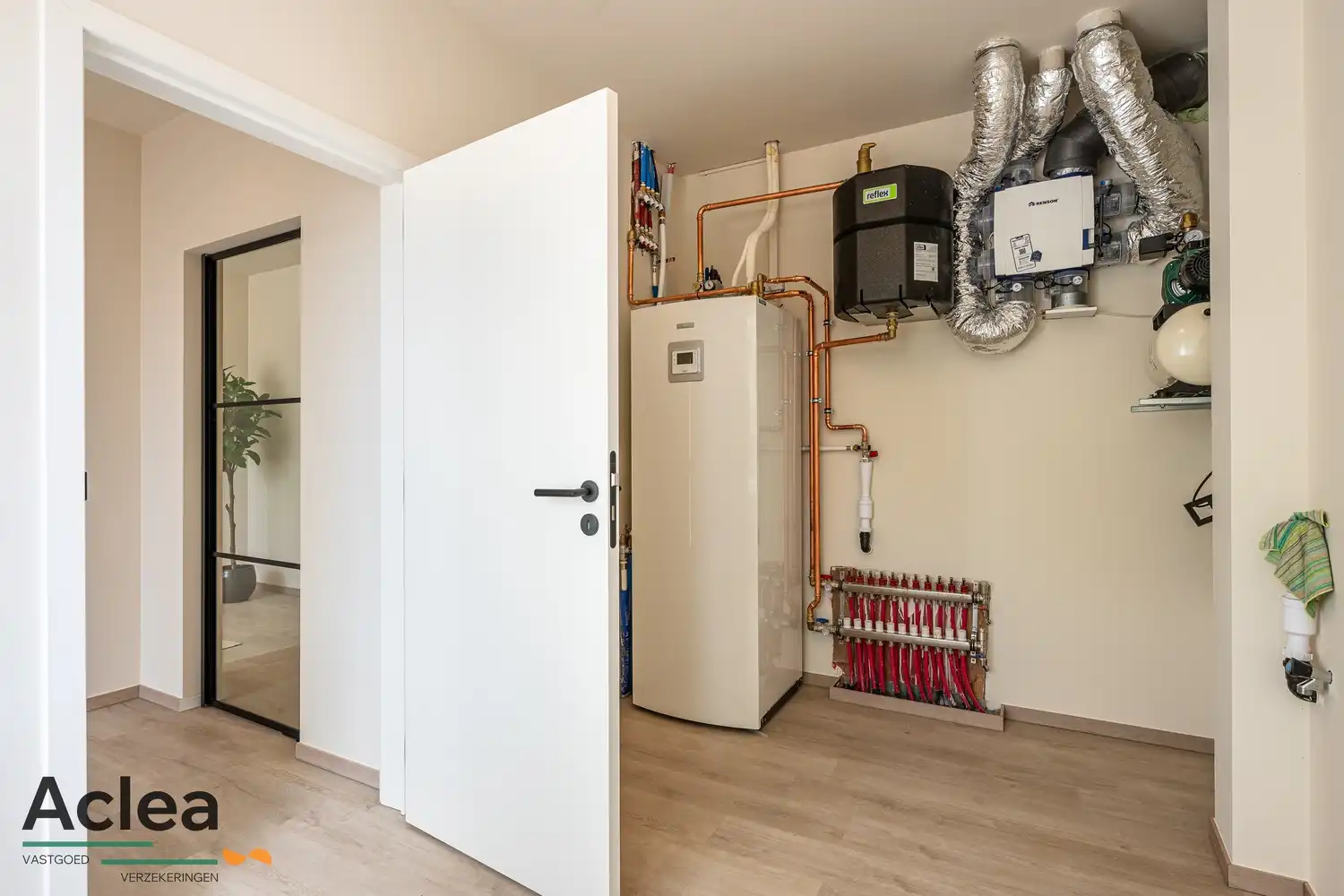 Ruime woning in het centrum van Kaprijke foto 20