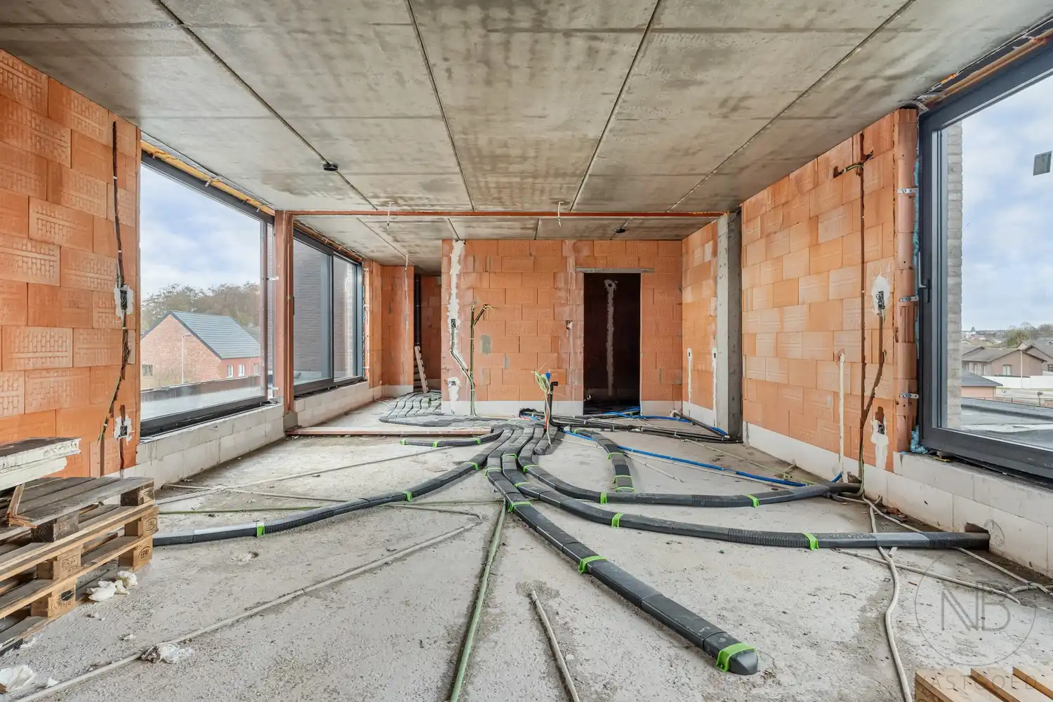 Penthouse met 2 slaapkamers incl. parking en kelderberging foto 6