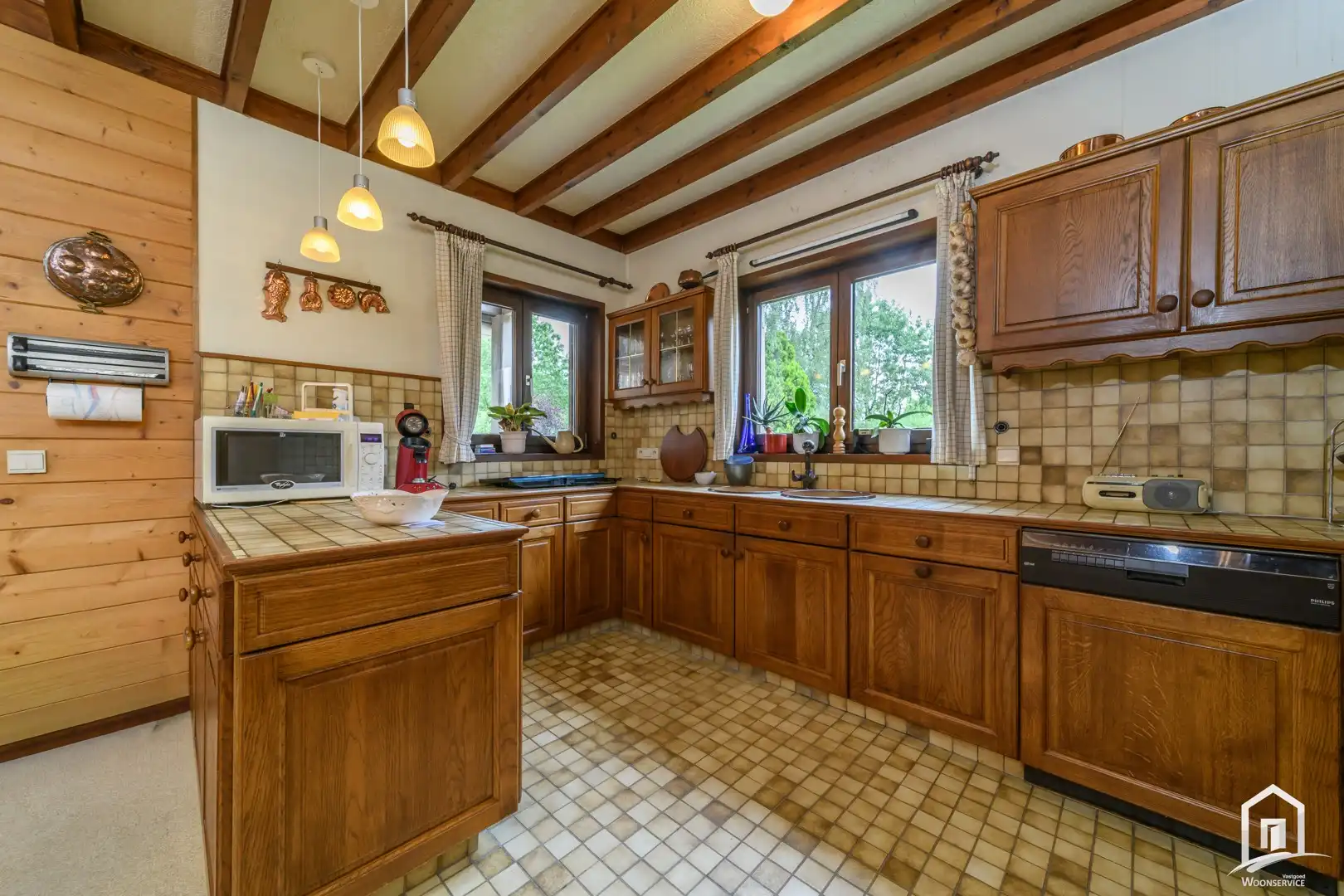 Stijvolle villa in residentiële omgeving aan de stadsrand van Aalst. foto 7
