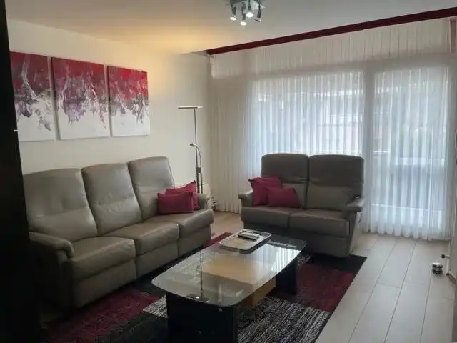 Duplex appartement met 1 slaapkamer, terras en garage. foto 5