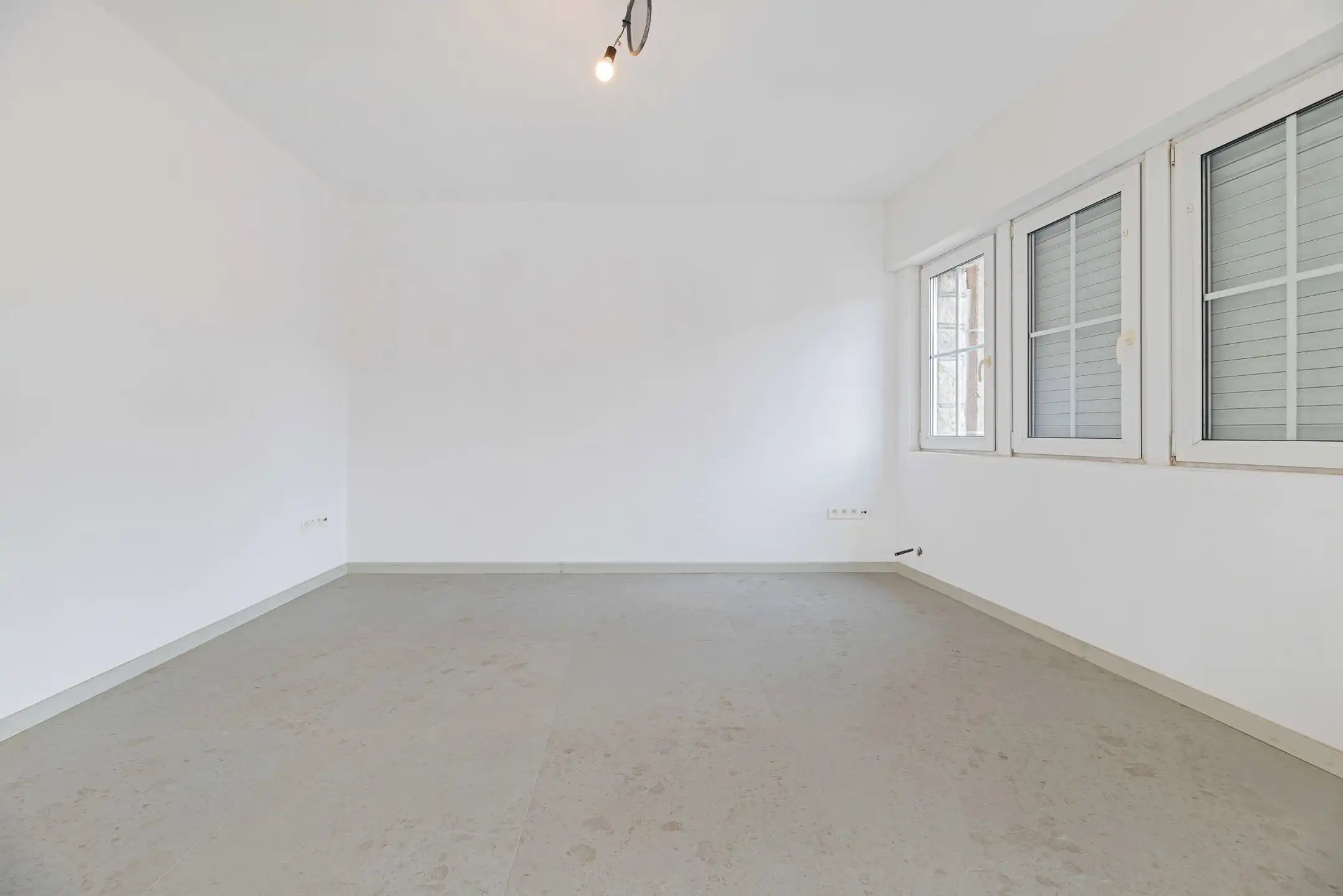 Instapklare woning met 4 slaapkamers te Zichen foto 14