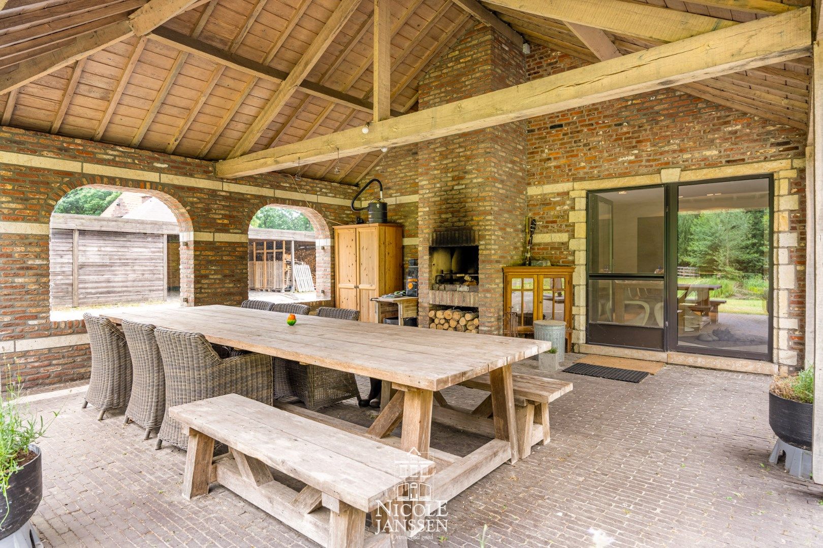 Exclusieve, authentieke villa met binnenzwembad op een rustige locatie foto 26