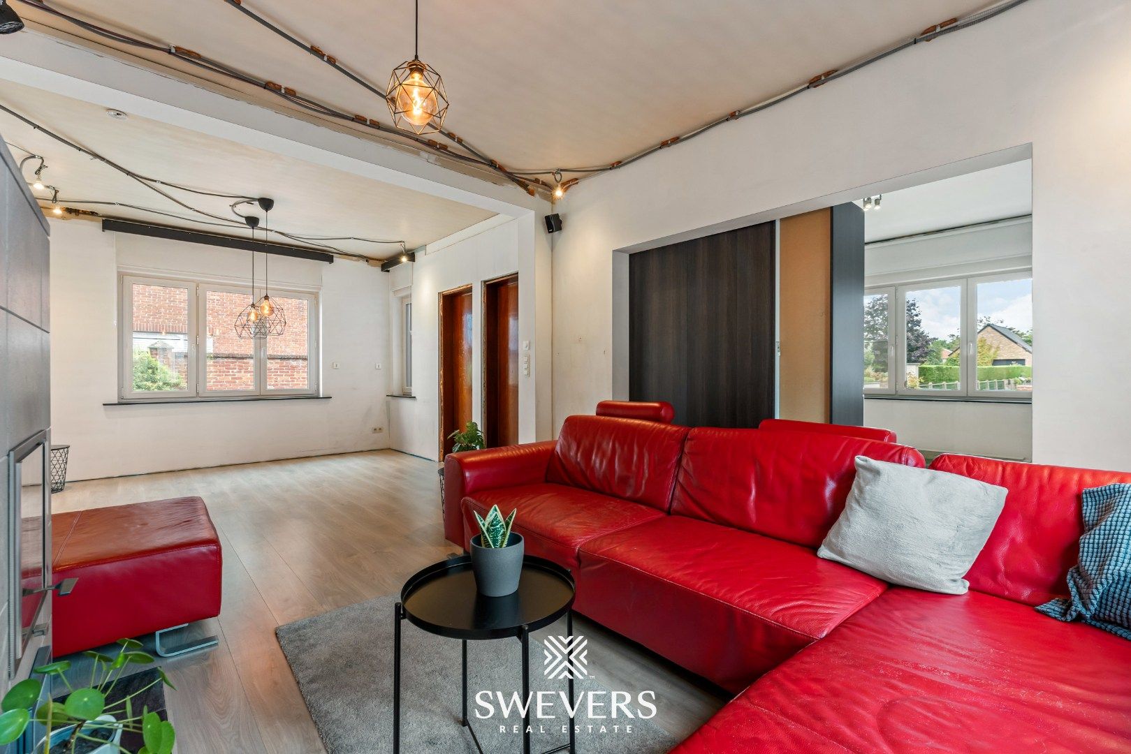 Grotendeels gerenoveerde woning op 15a 22ca in Paal foto 4