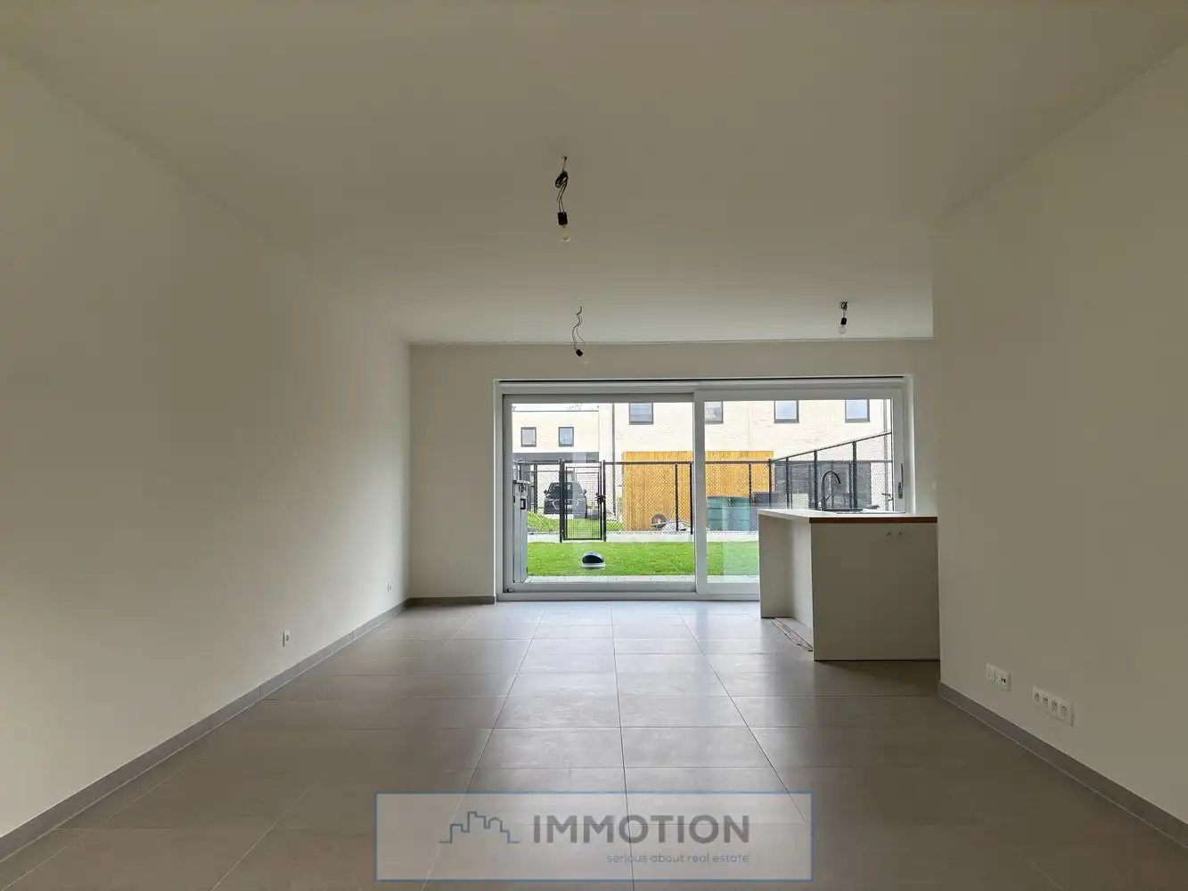 SEIZOENSWIJK - Investeer zorgeloos in knap wonen in Kuurne - GEGARANDEERDE HUURINKOMSTEN foto 7