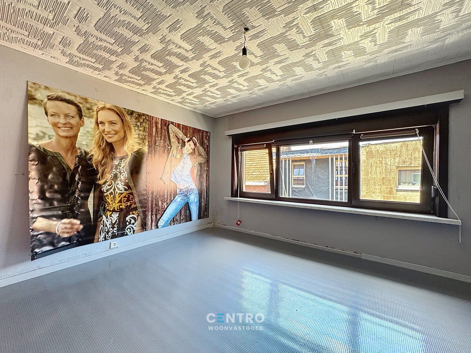 Ruime woning met 3 slpks met grote tuin en UITWEG ACHTERAAN! foto 13