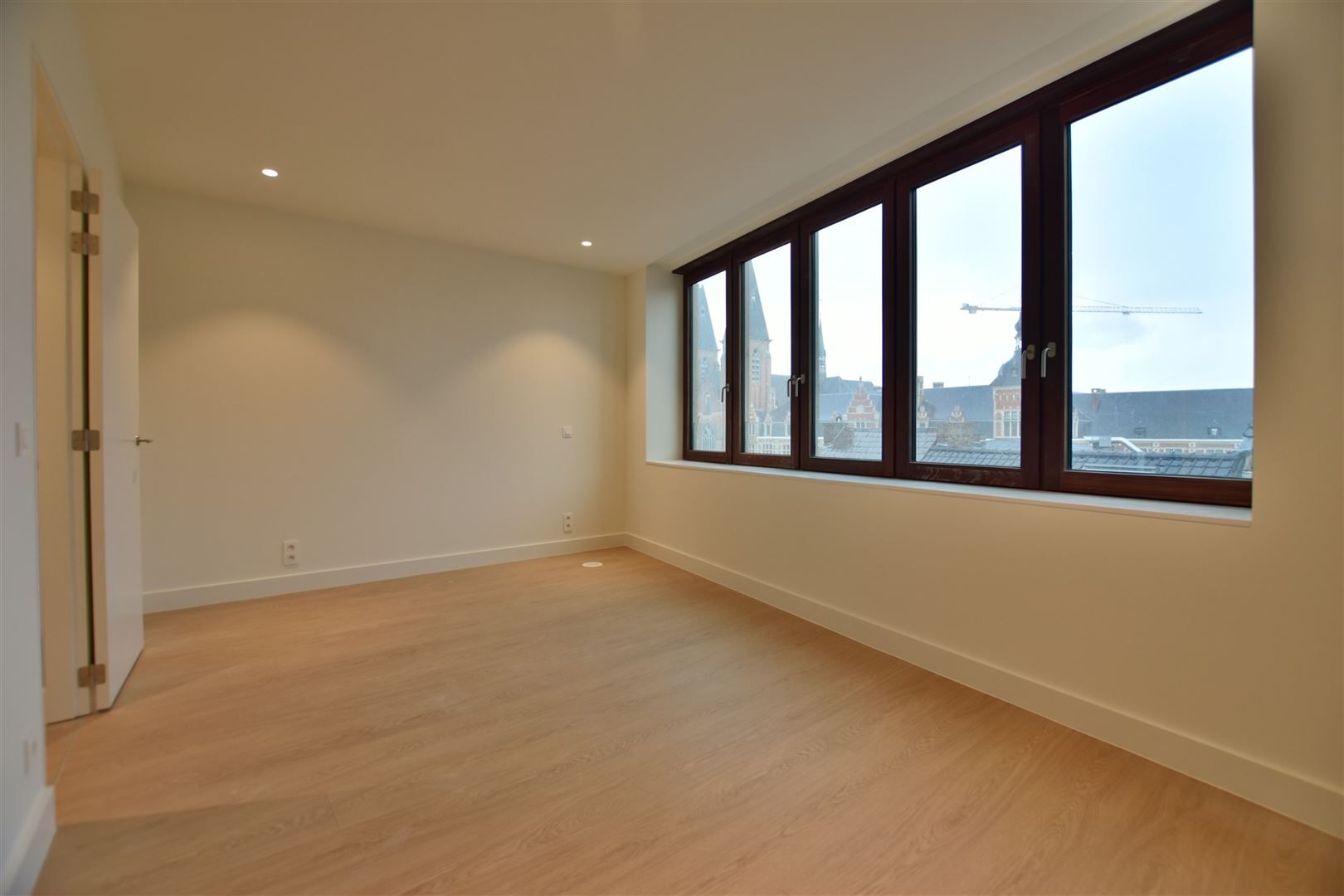 Prachtig luxueus appartement te huur in het bruisende hart van het centrum!  foto 13